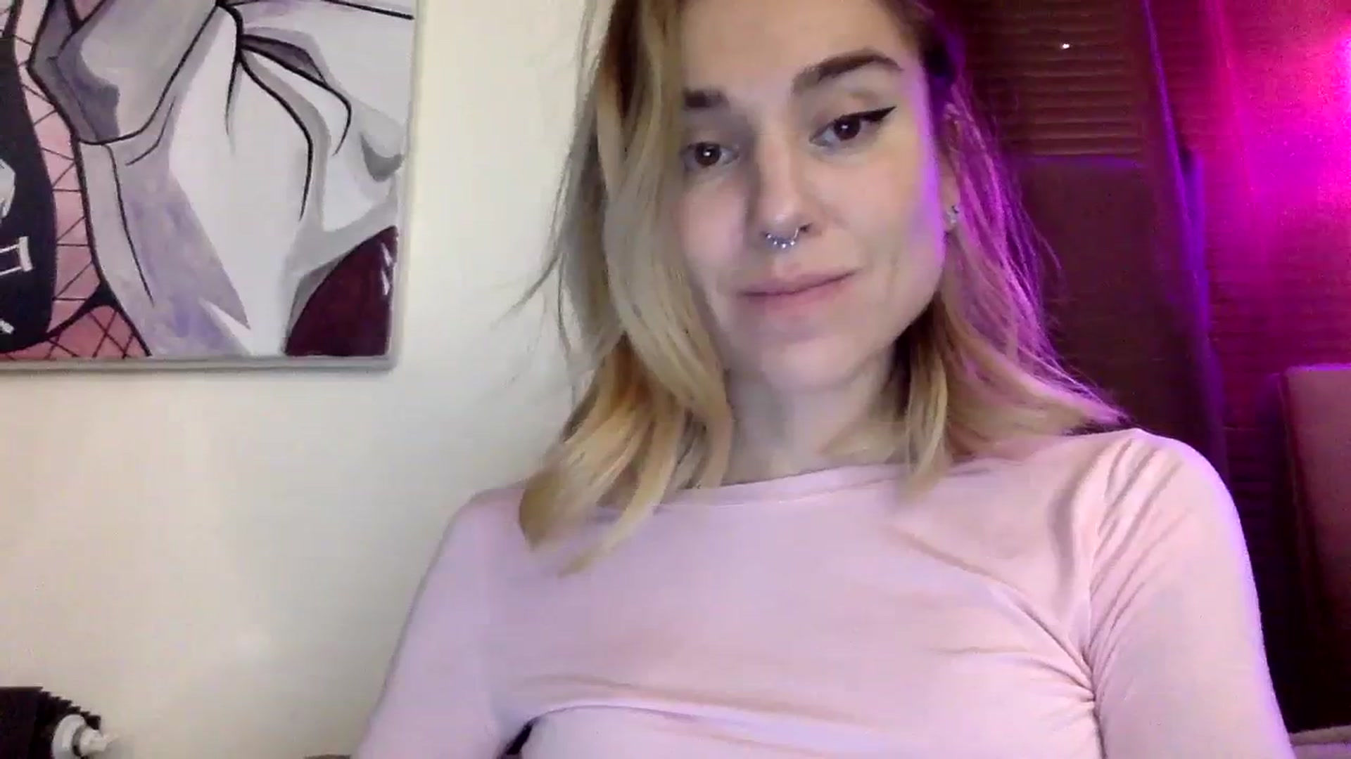 Gallery image thumbnail from EgoisticKitty's myfreecams stream on, 01/08/2024, 15:12 image 16 of 20