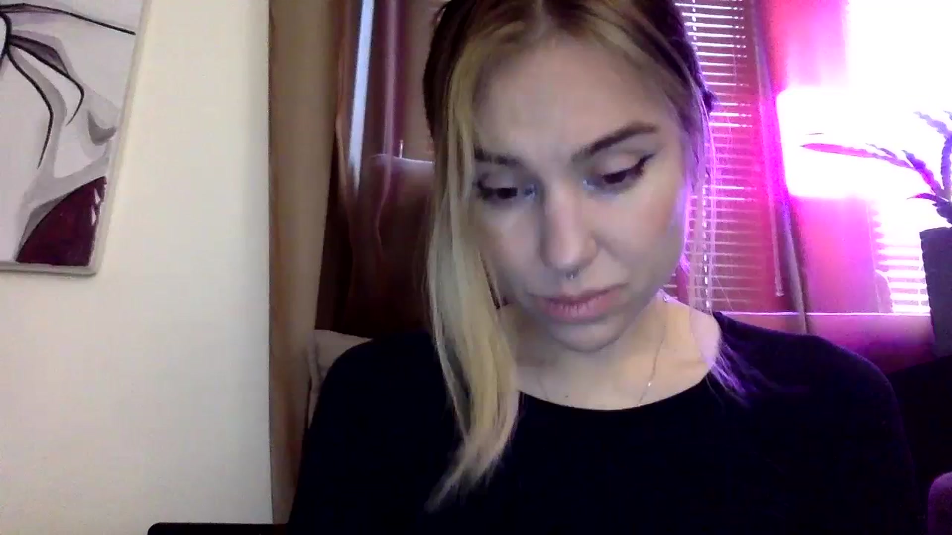 Gallery image thumbnail from EgoisticKitty's myfreecams stream on, 01/09/2024, 09:55 image 9 of 20