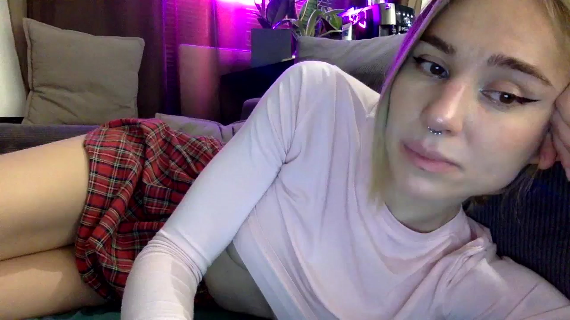Gallery image thumbnail from EgoisticKitty's myfreecams stream on, 01/09/2024, 14:06 image 3 of 20