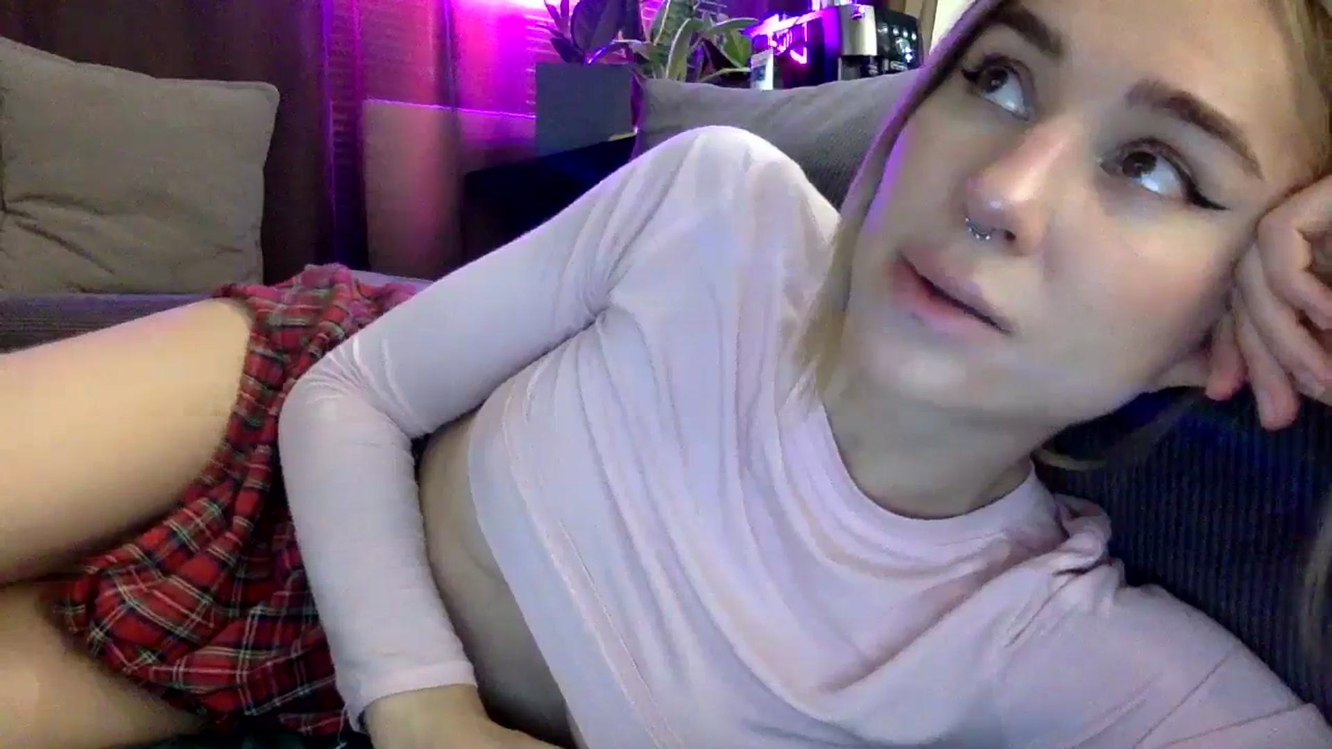 Gallery image thumbnail from EgoisticKitty's myfreecams stream on, 01/09/2024, 14:06 image 2 of 20