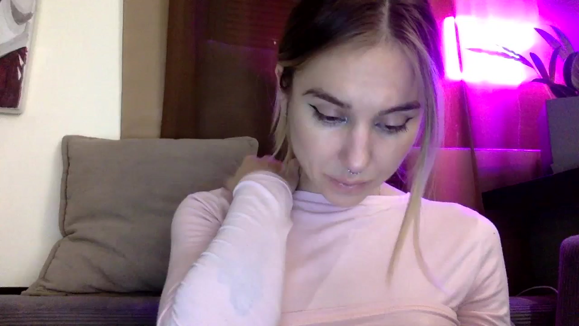 Gallery image thumbnail from EgoisticKitty's myfreecams stream on, 01/09/2024, 14:52 image 7 of 20