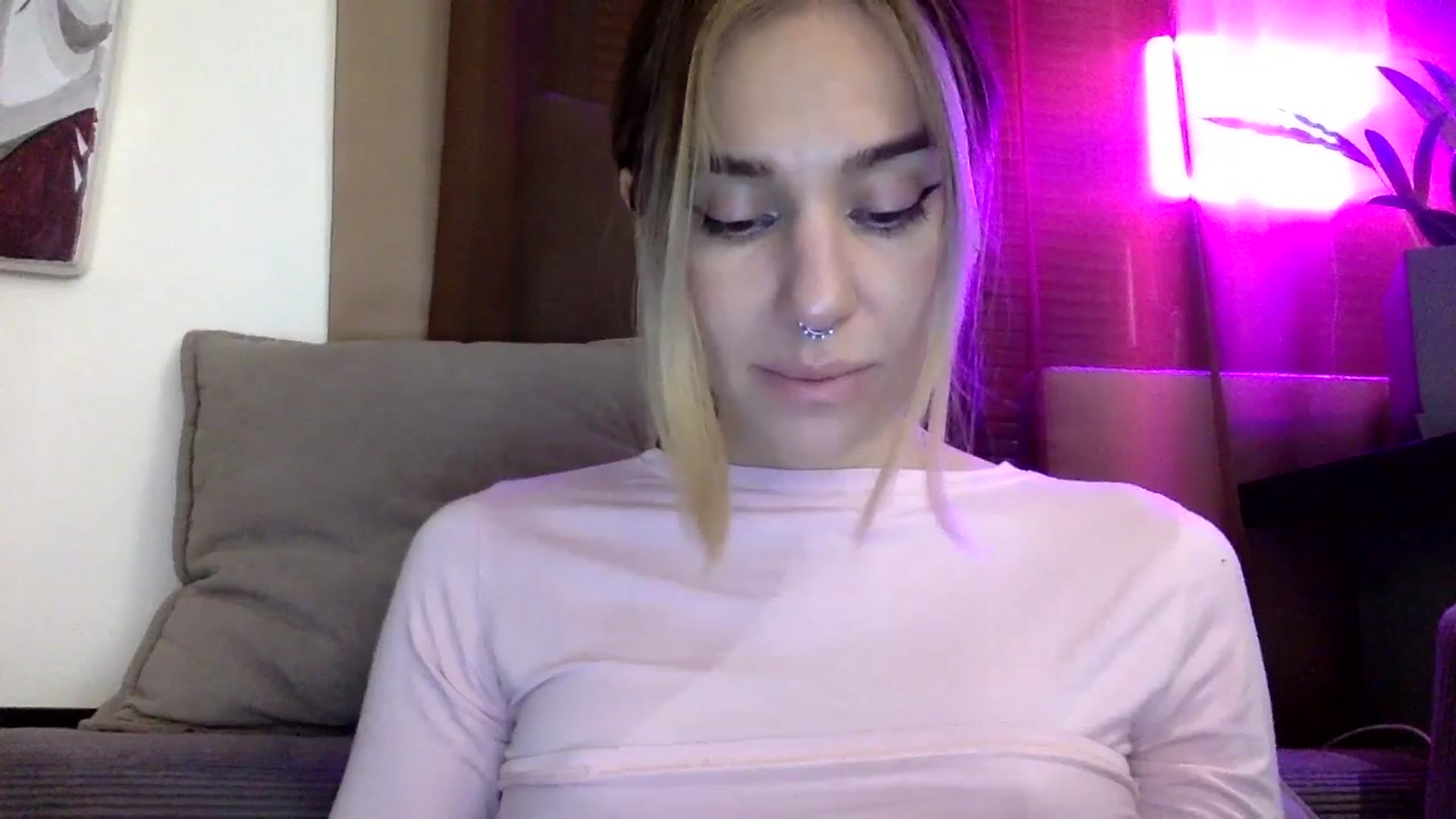 Gallery image thumbnail from EgoisticKitty's myfreecams stream on, 01/09/2024, 14:52 image 4 of 20