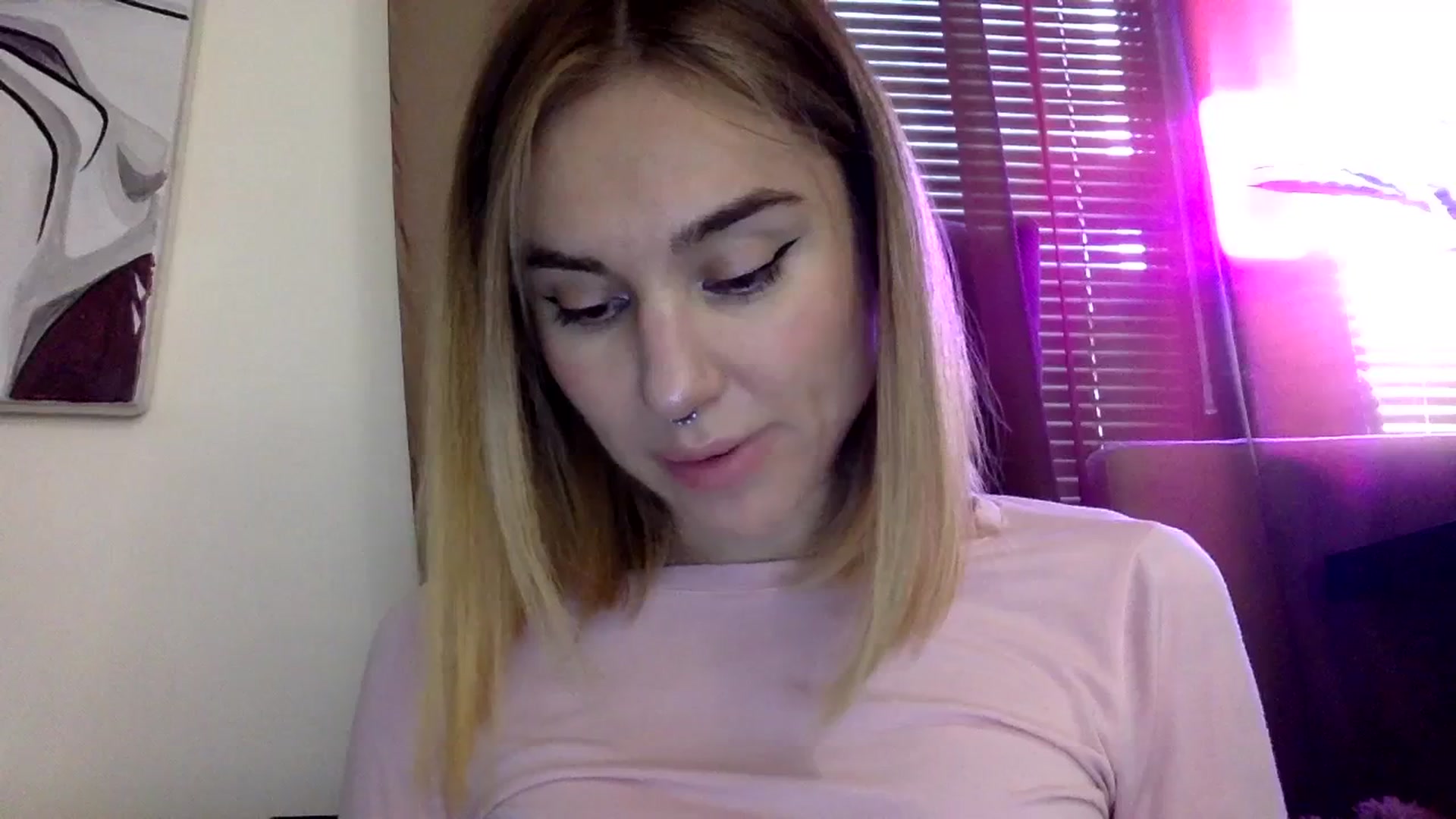 Gallery image thumbnail from EgoisticKitty's myfreecams stream on, 01/10/2024, 08:46 image 5 of 20