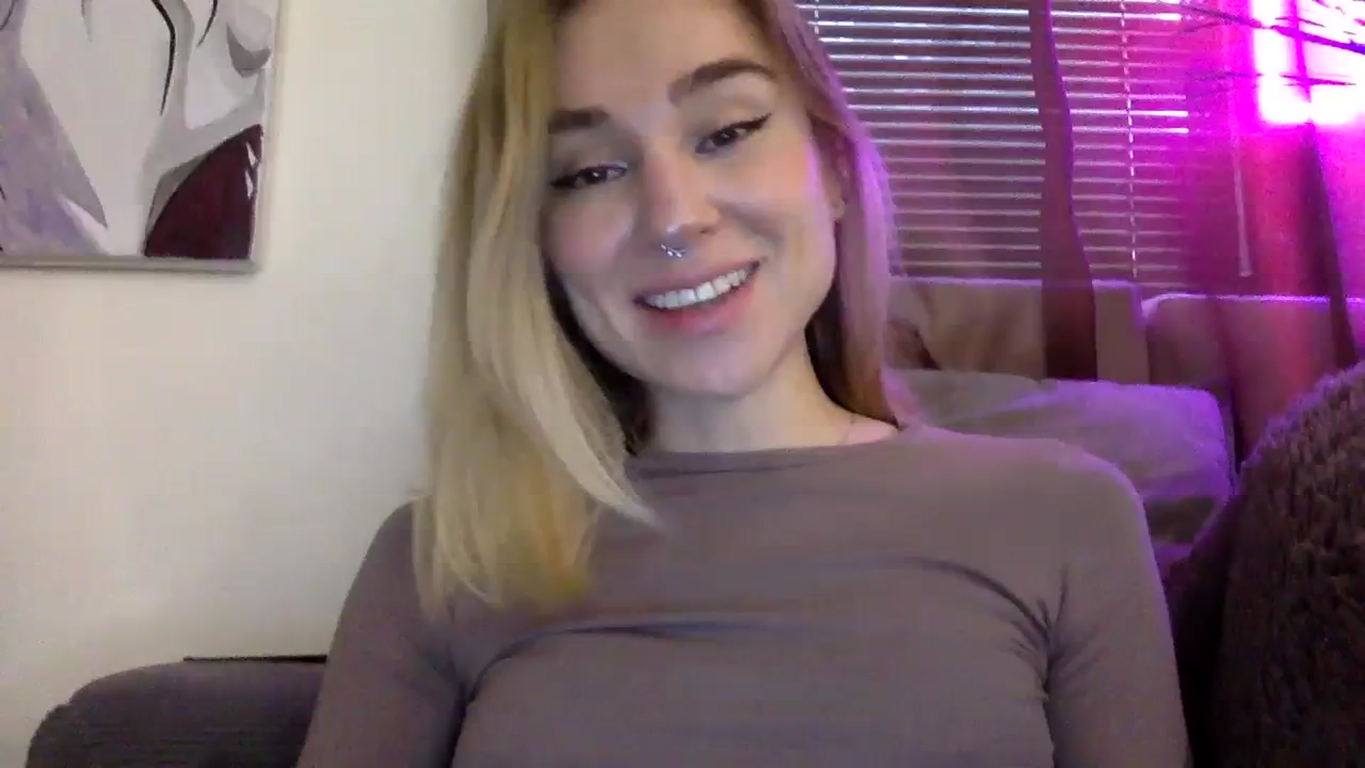 Gallery image thumbnail from EgoisticKitty's myfreecams stream on, 01/11/2024, 08:40 image 1 of 20