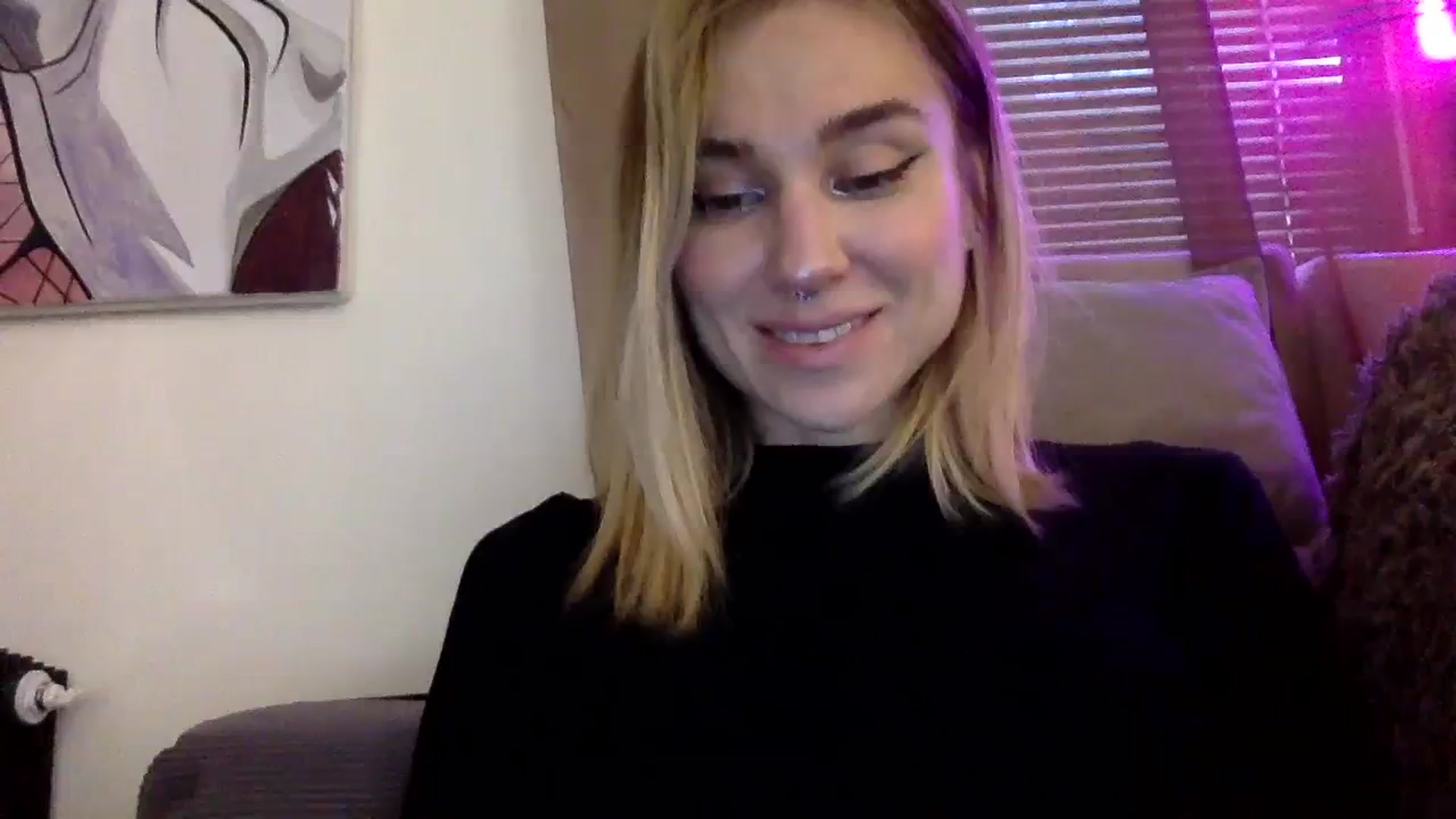 Gallery image thumbnail from EgoisticKitty's myfreecams stream on, 01/12/2024, 10:21 image 1 of 20
