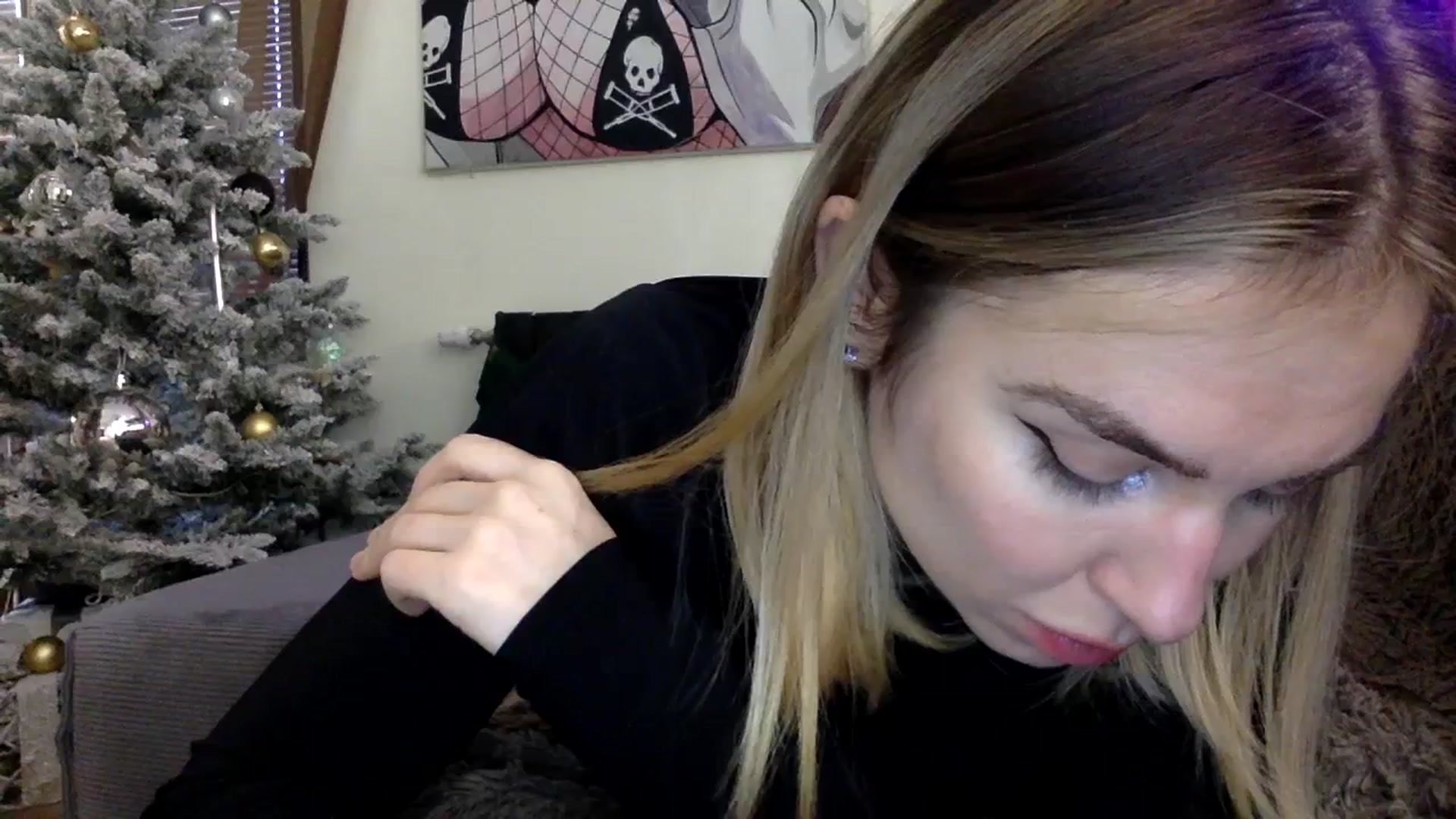 Gallery image thumbnail from EgoisticKitty's myfreecams stream on, 01/12/2024, 10:21 image 19 of 20