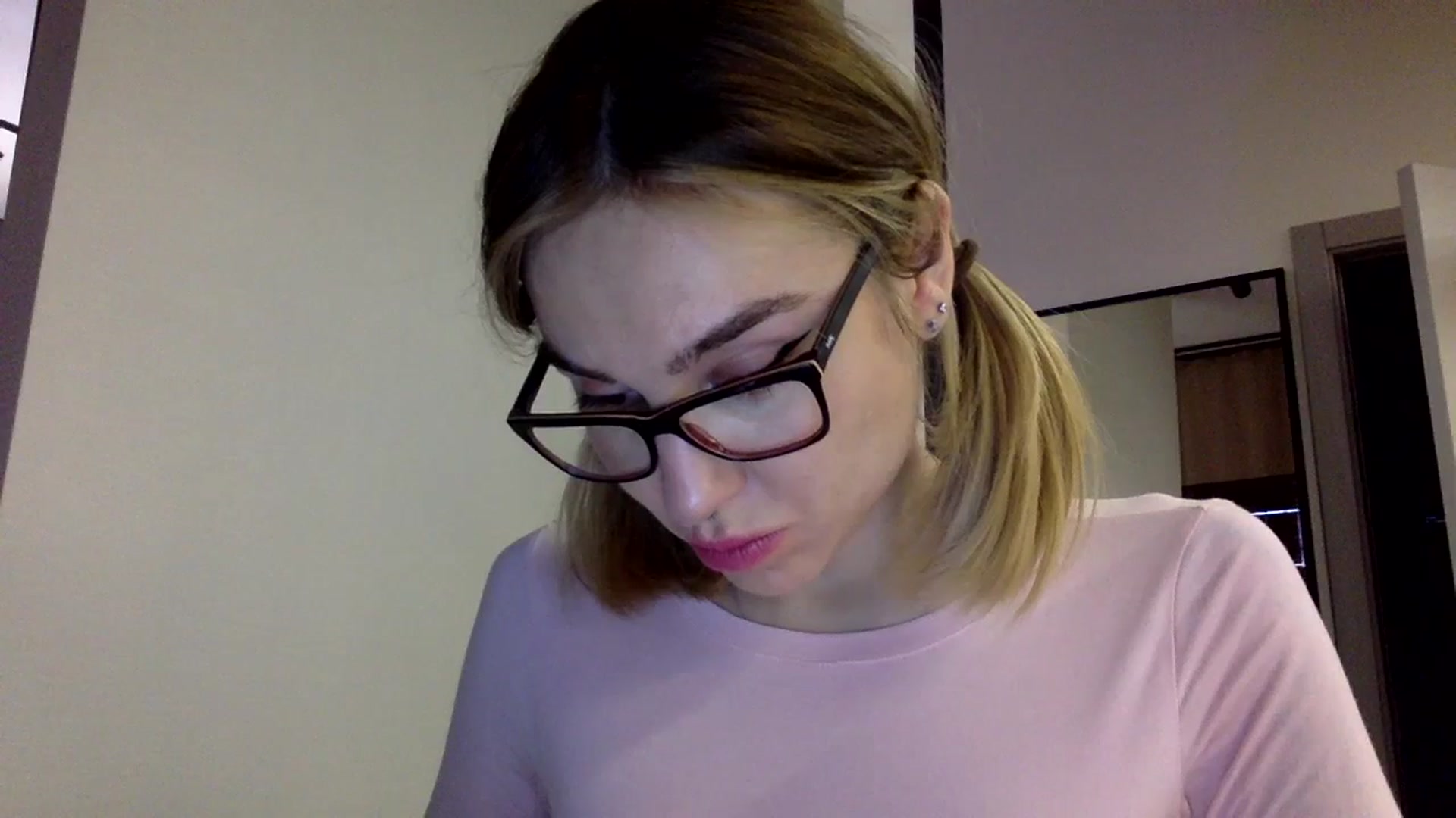 Gallery image thumbnail from EgoisticKitty's myfreecams stream on, 01/15/2024, 11:43 image 11 of 20