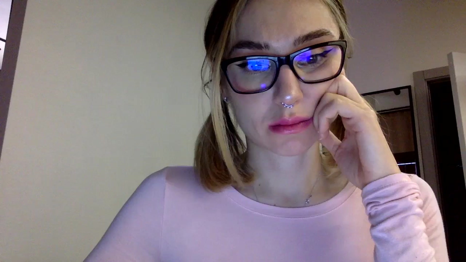 Gallery image thumbnail from EgoisticKitty's myfreecams stream on, 01/15/2024, 11:43 image 18 of 20