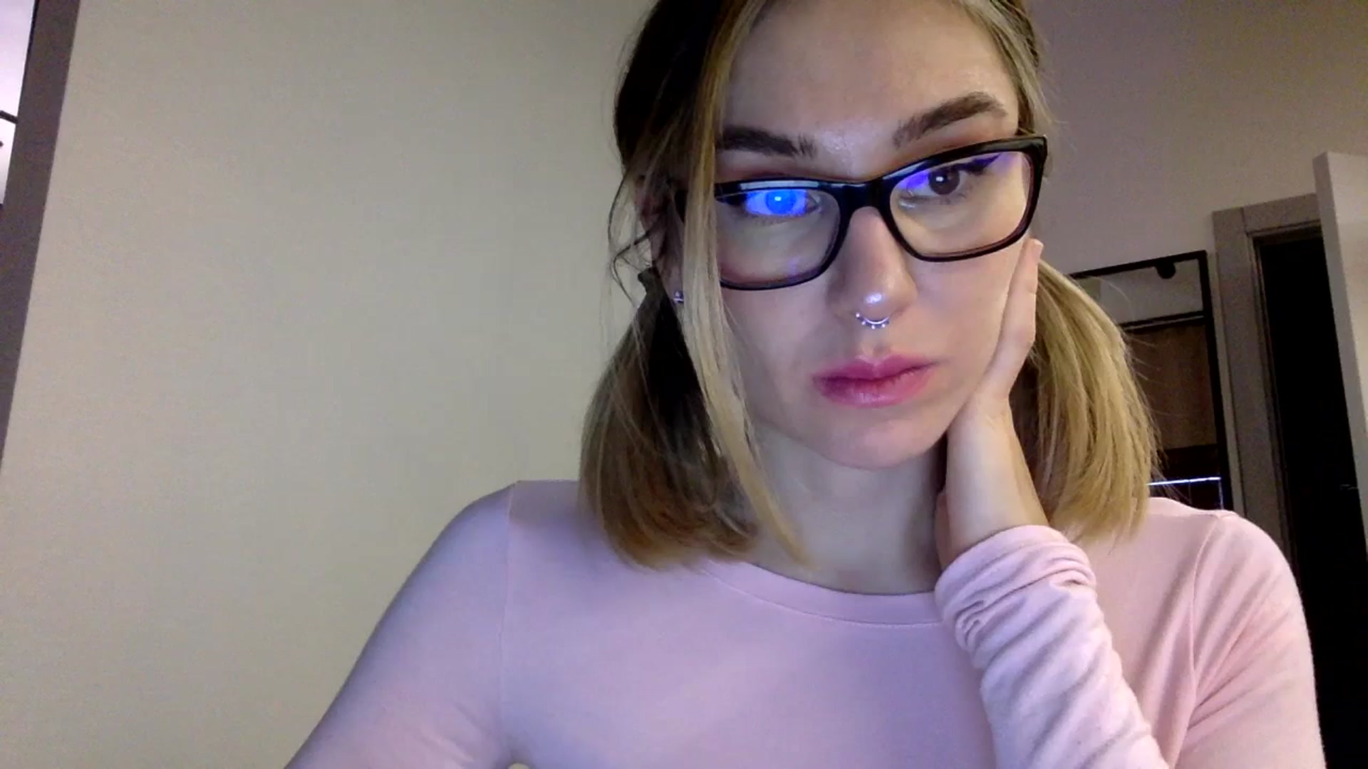 Gallery image thumbnail from EgoisticKitty's myfreecams stream on, 01/15/2024, 11:43 image 15 of 20