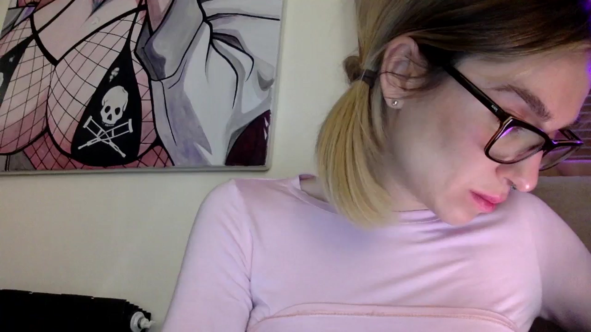 Gallery image thumbnail from EgoisticKitty's myfreecams stream on, 01/15/2024, 12:15 image 17 of 20