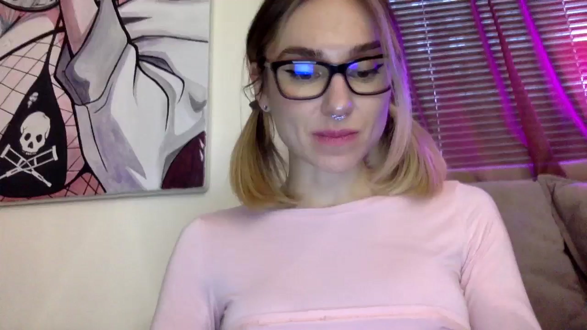Gallery image thumbnail from EgoisticKitty's myfreecams stream on, 01/15/2024, 12:15 image 5 of 20