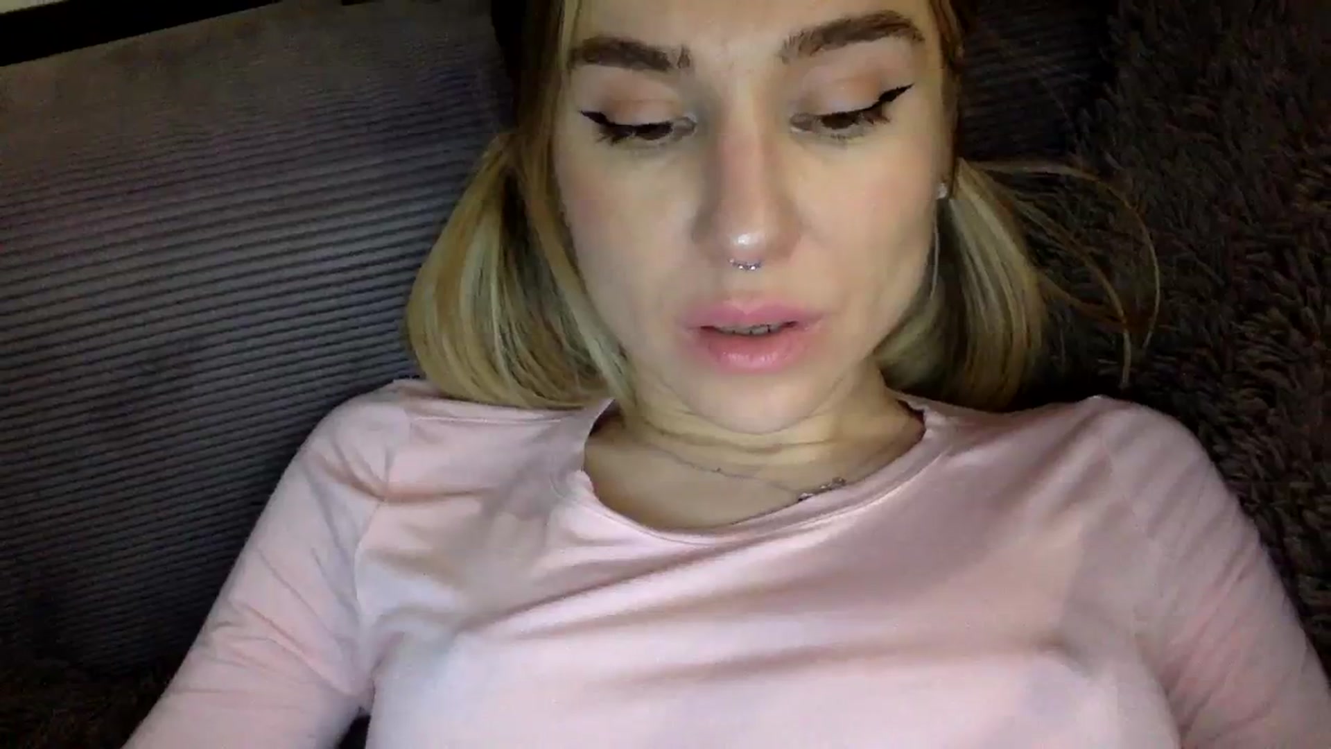 Gallery image thumbnail from EgoisticKitty's myfreecams stream on, 01/15/2024, 15:13 image 8 of 20