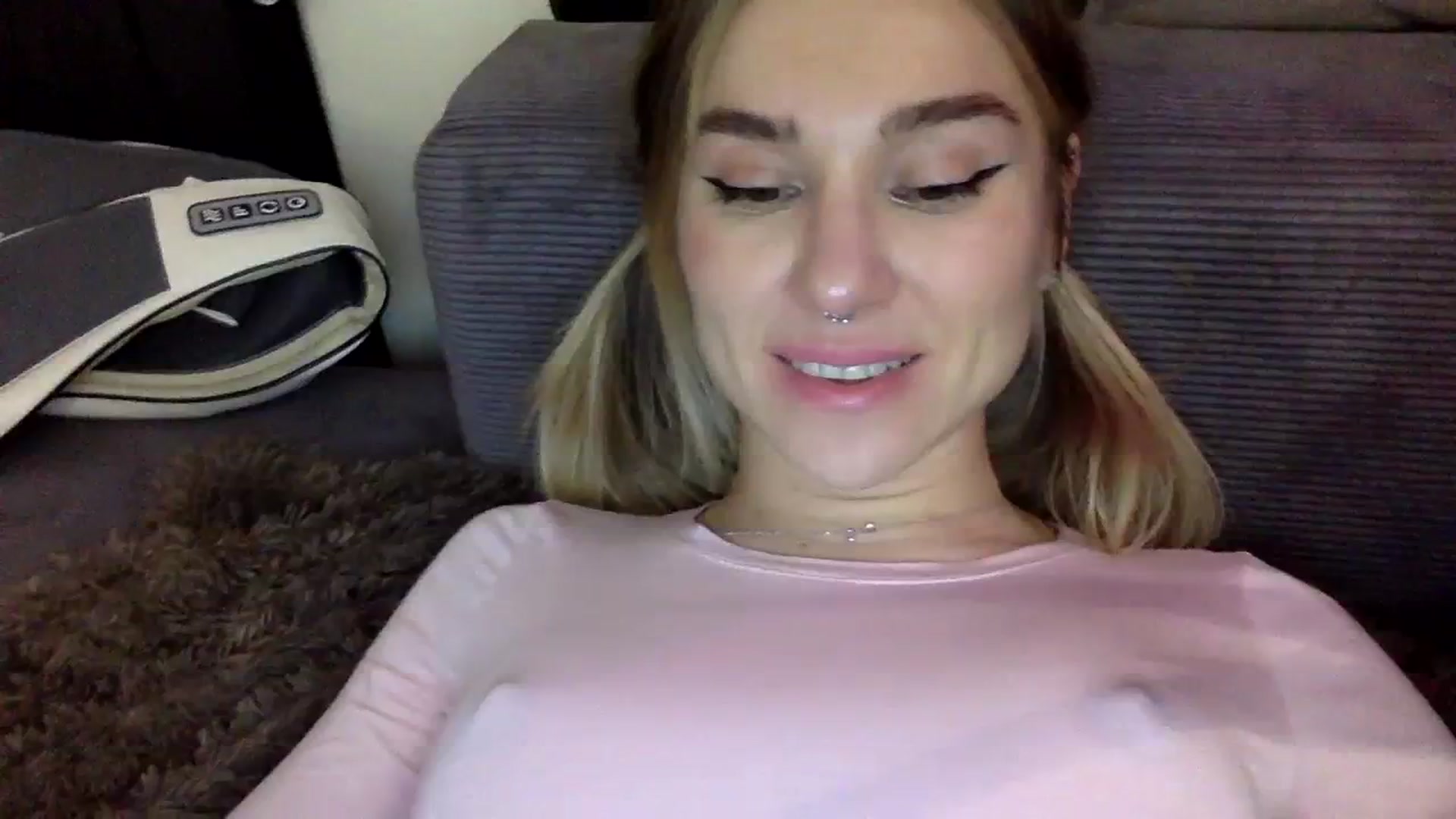 Gallery image thumbnail from EgoisticKitty's myfreecams stream on, 01/15/2024, 15:13 image 18 of 20
