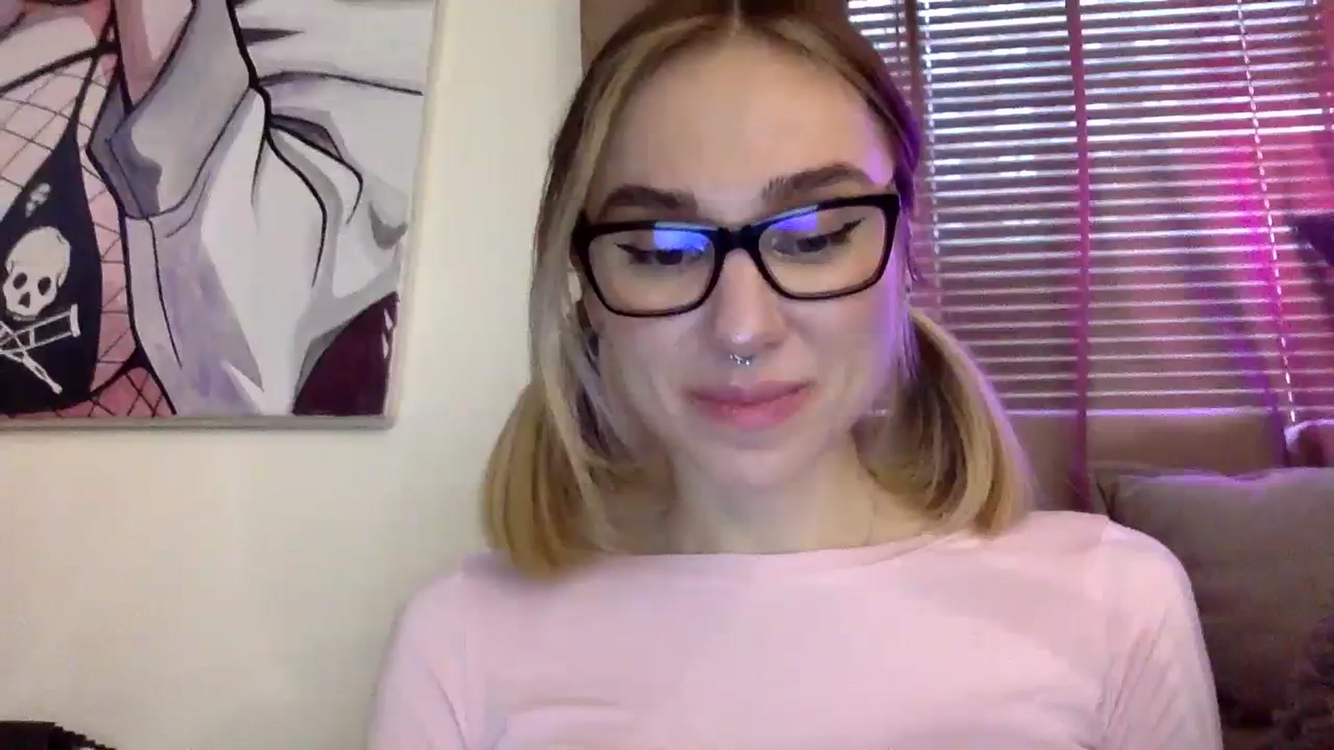 Gallery image thumbnail from EgoisticKitty's myfreecams stream on, 01/16/2024, 10:42 image 19 of 20