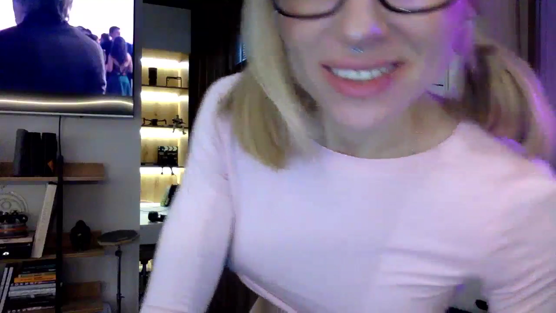 Gallery image thumbnail from EgoisticKitty's myfreecams stream on, 01/16/2024, 10:42 image 20 of 20