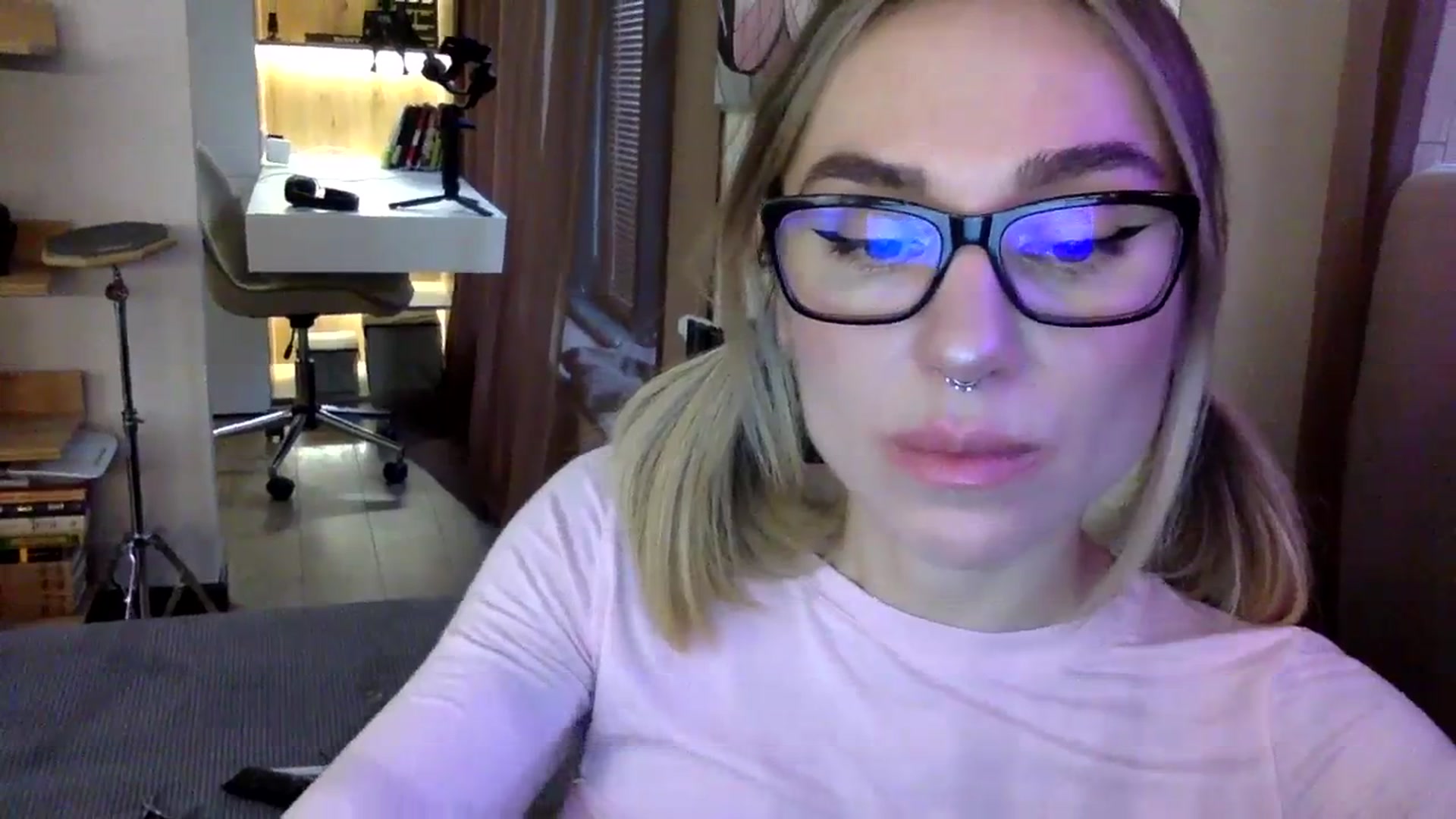 Gallery image thumbnail from EgoisticKitty's myfreecams stream on, 01/16/2024, 10:42 image 6 of 20
