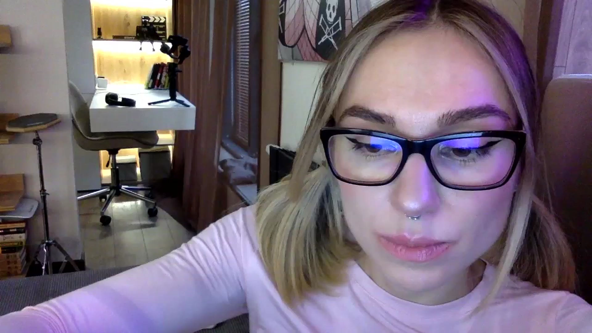 Gallery image thumbnail from EgoisticKitty's myfreecams stream on, 01/16/2024, 10:42 image 9 of 20