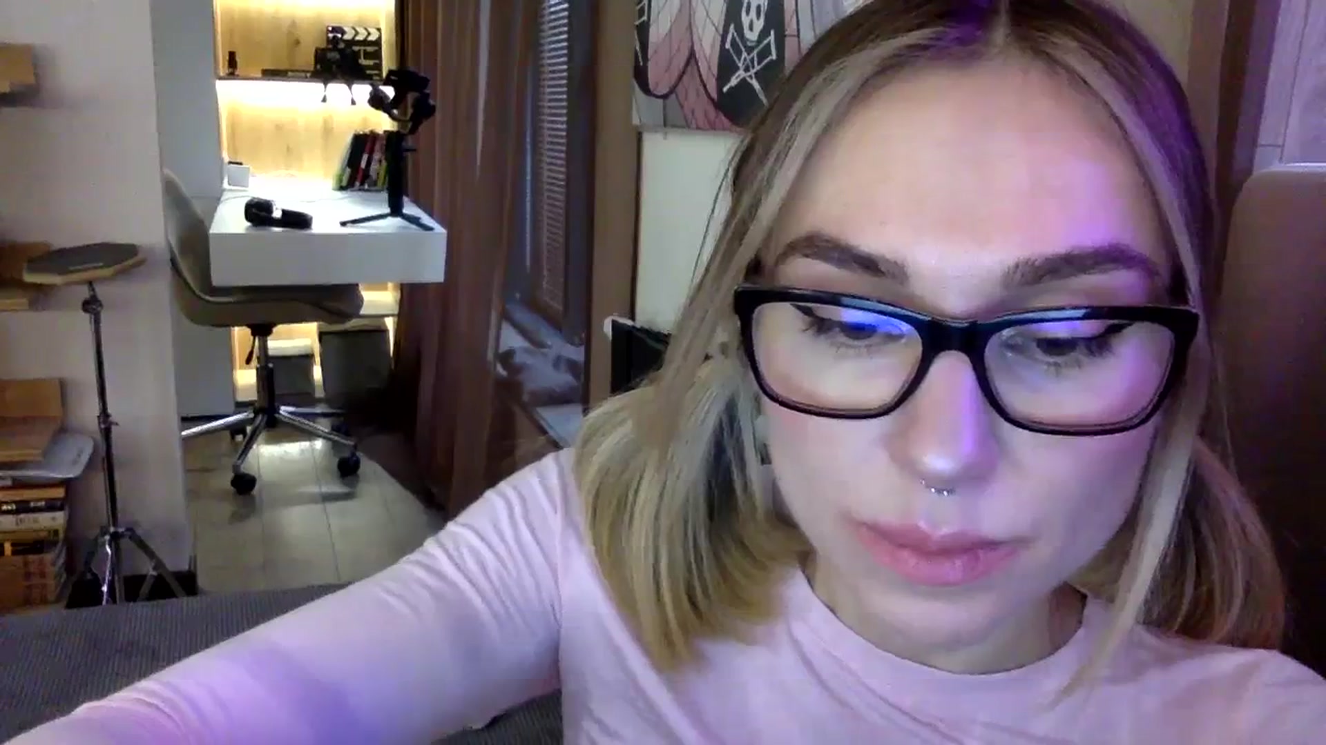 Gallery image thumbnail from EgoisticKitty's myfreecams stream on, 01/16/2024, 10:42 image 10 of 20