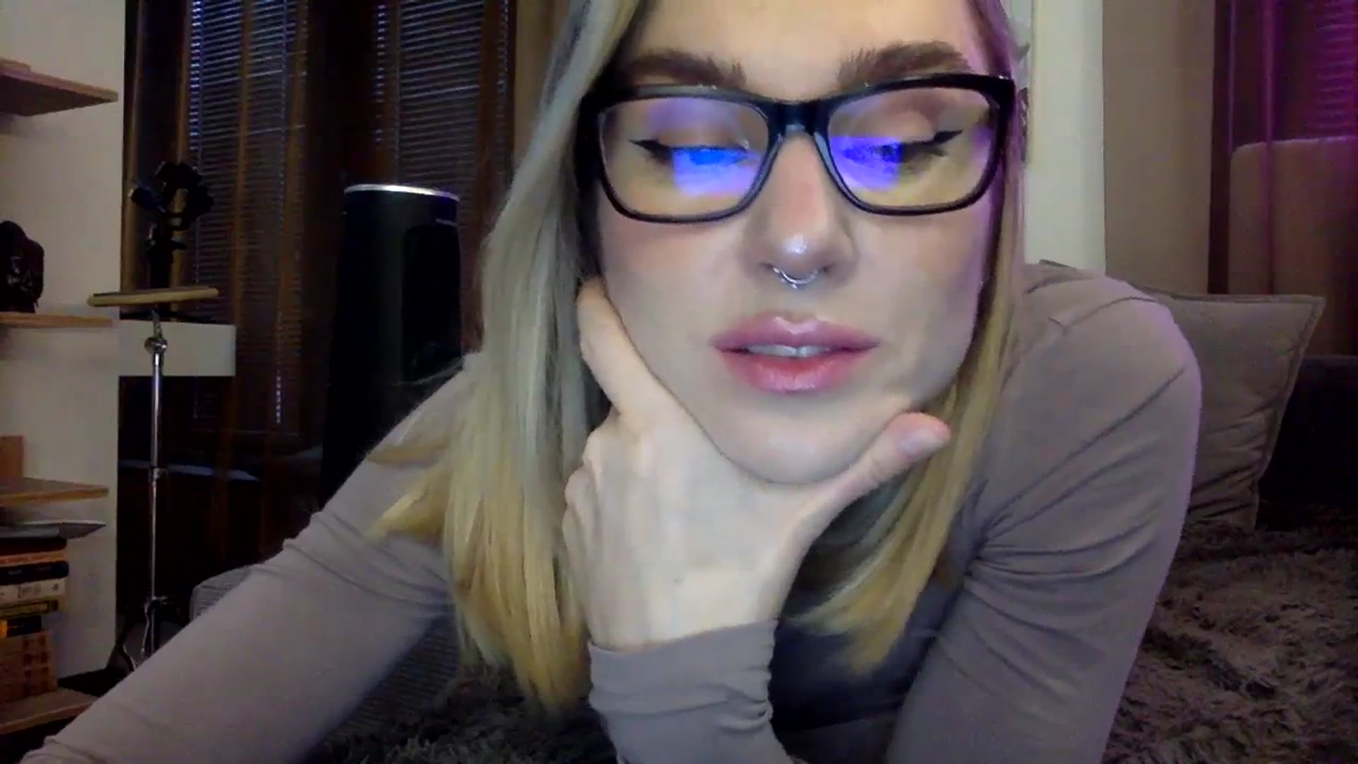 Gallery image thumbnail from EgoisticKitty's myfreecams stream on, 01/17/2024, 06:56 image 16 of 20