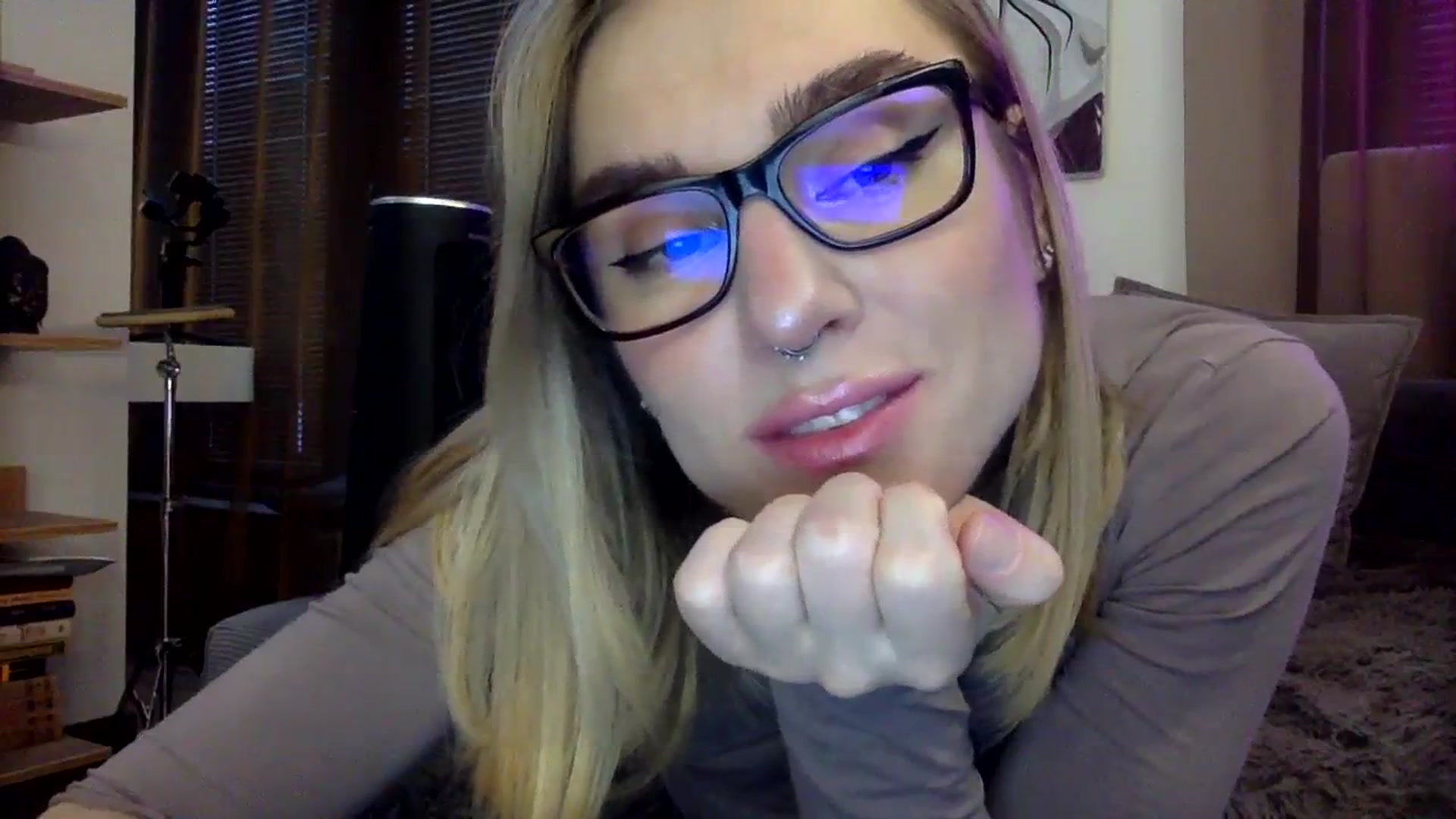 Gallery image thumbnail from EgoisticKitty's myfreecams stream on, 01/17/2024, 06:56 image 15 of 20
