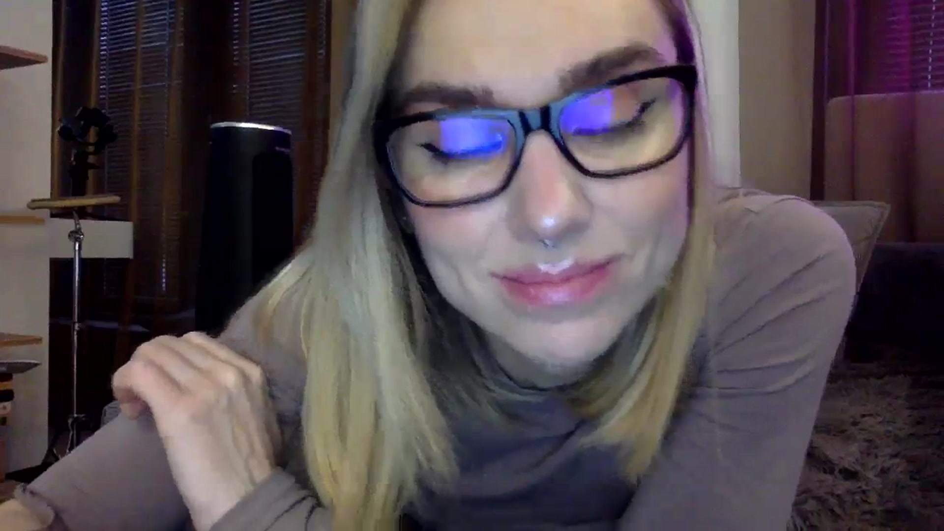 Gallery image thumbnail from EgoisticKitty's myfreecams stream on, 01/17/2024, 06:56 image 12 of 20