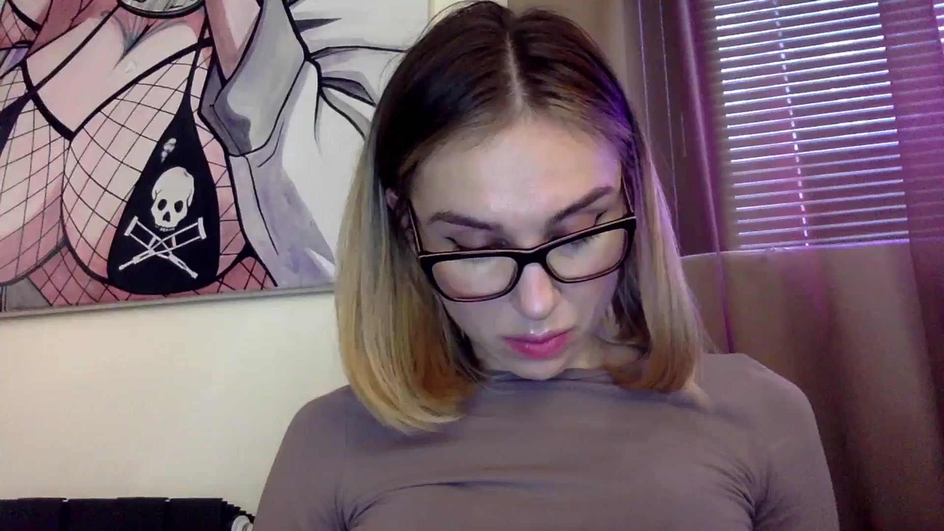Gallery image thumbnail from EgoisticKitty's myfreecams stream on, 01/17/2024, 09:42 image 9 of 20