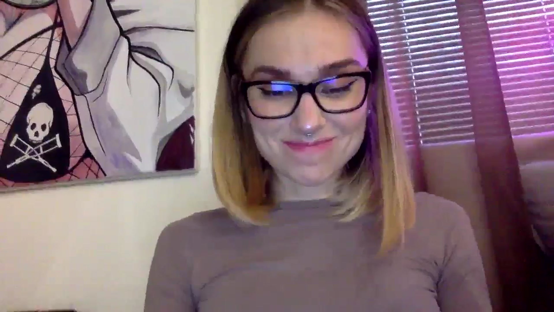 Gallery image thumbnail from EgoisticKitty's myfreecams stream on, 01/17/2024, 09:42 image 17 of 20