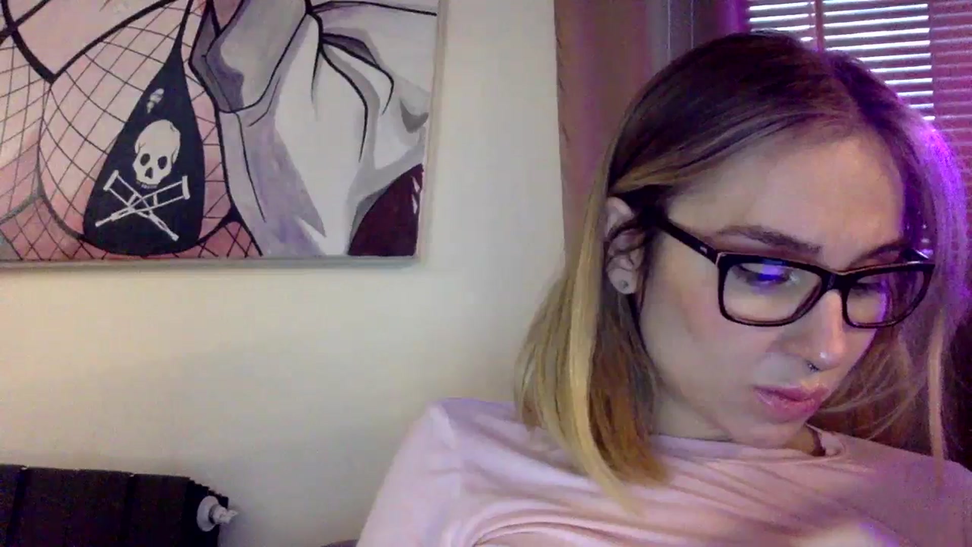 Gallery image thumbnail from EgoisticKitty's myfreecams stream on, 01/17/2024, 13:09 image 7 of 20