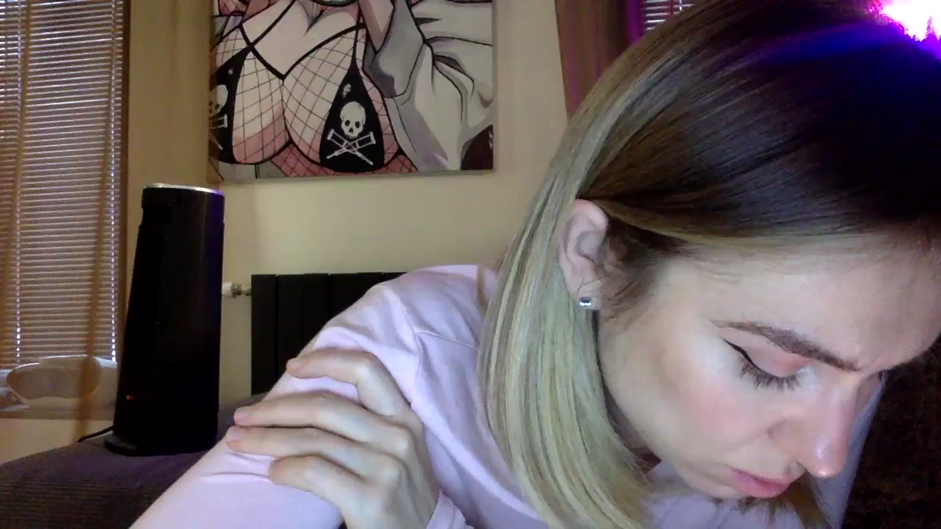 Gallery image thumbnail from EgoisticKitty's myfreecams stream on, 01/18/2024, 09:44 image 5 of 20
