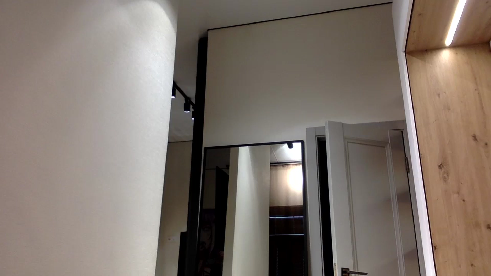 Gallery image thumbnail from EgoisticKitty's myfreecams stream on, 01/18/2024, 09:44 image 20 of 20