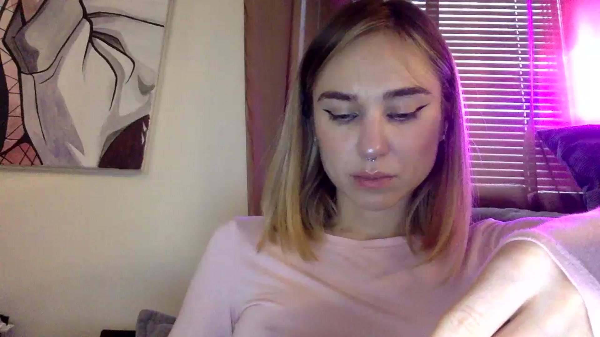 Gallery image thumbnail from EgoisticKitty's myfreecams stream on, 01/19/2024, 08:31 image 19 of 20