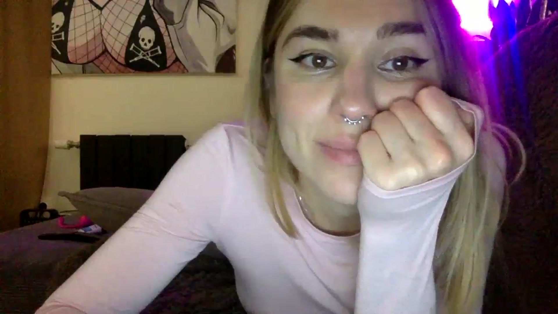 Gallery image thumbnail from EgoisticKitty's myfreecams stream on, 01/19/2024, 15:07 image 17 of 20
