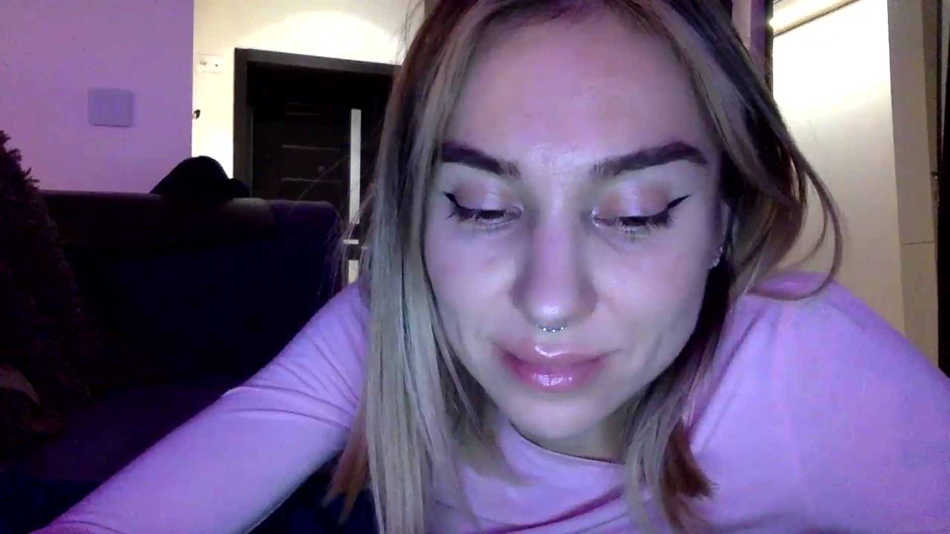 Gallery image thumbnail from EgoisticKitty's myfreecams stream on, 01/21/2024, 13:42 image 3 of 20