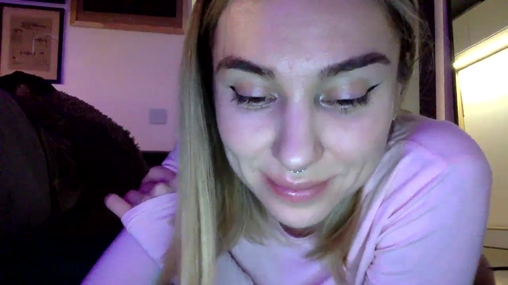 Gallery image thumbnail from EgoisticKitty's myfreecams stream on, 01/21/2024, 13:42 image 6 of 20