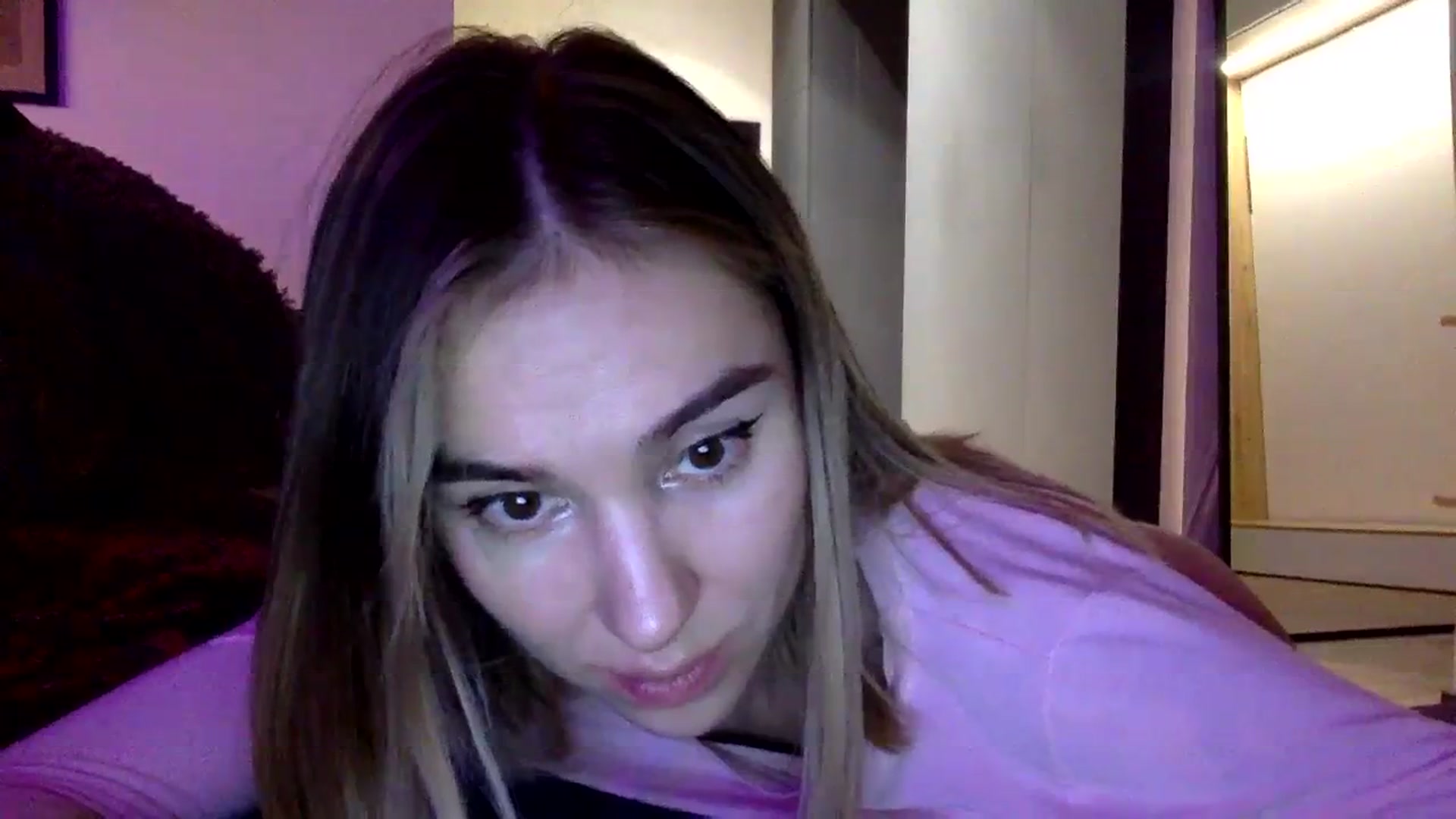 Gallery image thumbnail from EgoisticKitty's myfreecams stream on, 01/21/2024, 15:26 image 7 of 20