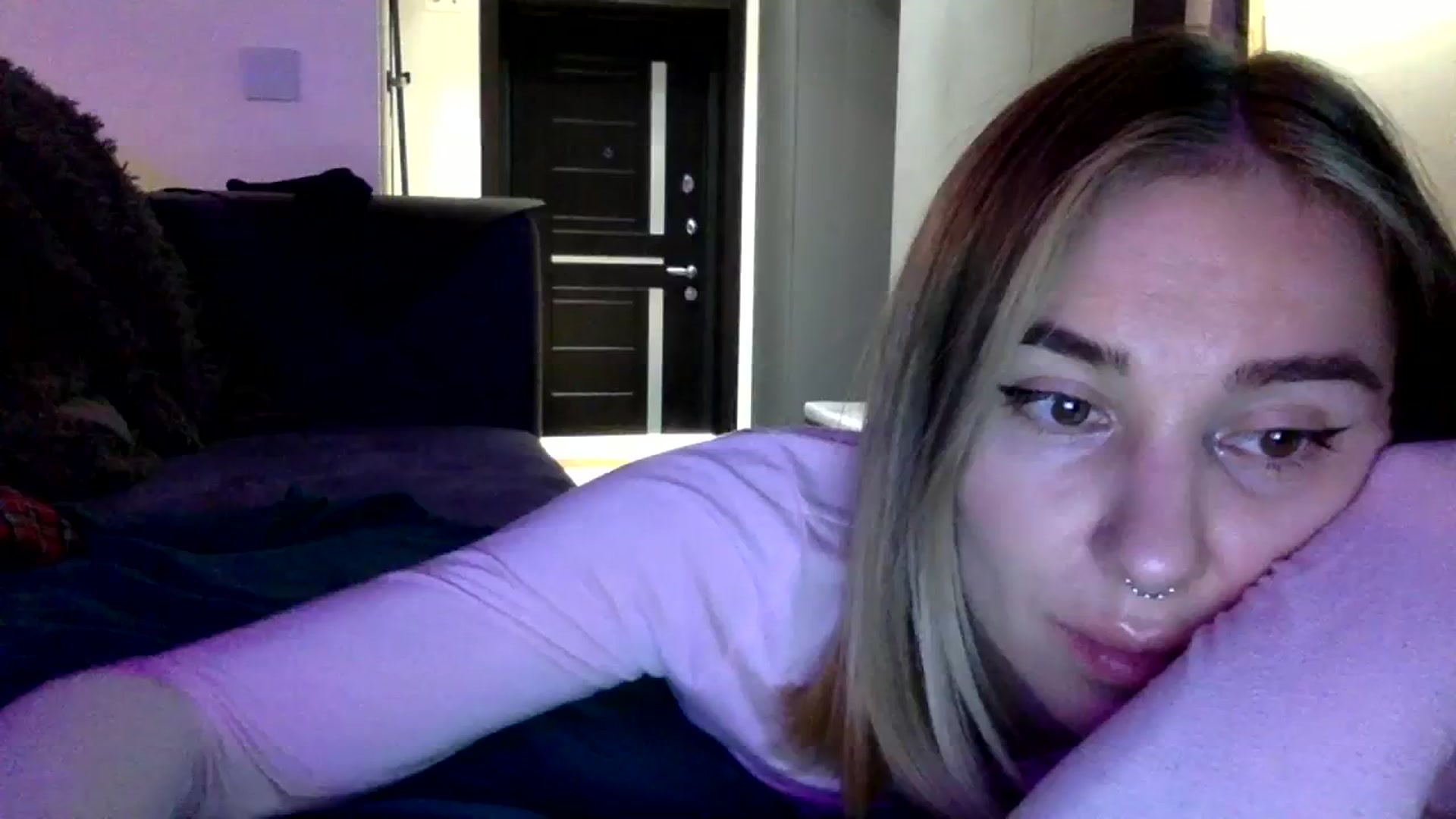 Gallery image thumbnail from EgoisticKitty's myfreecams stream on, 01/21/2024, 15:26 image 5 of 20
