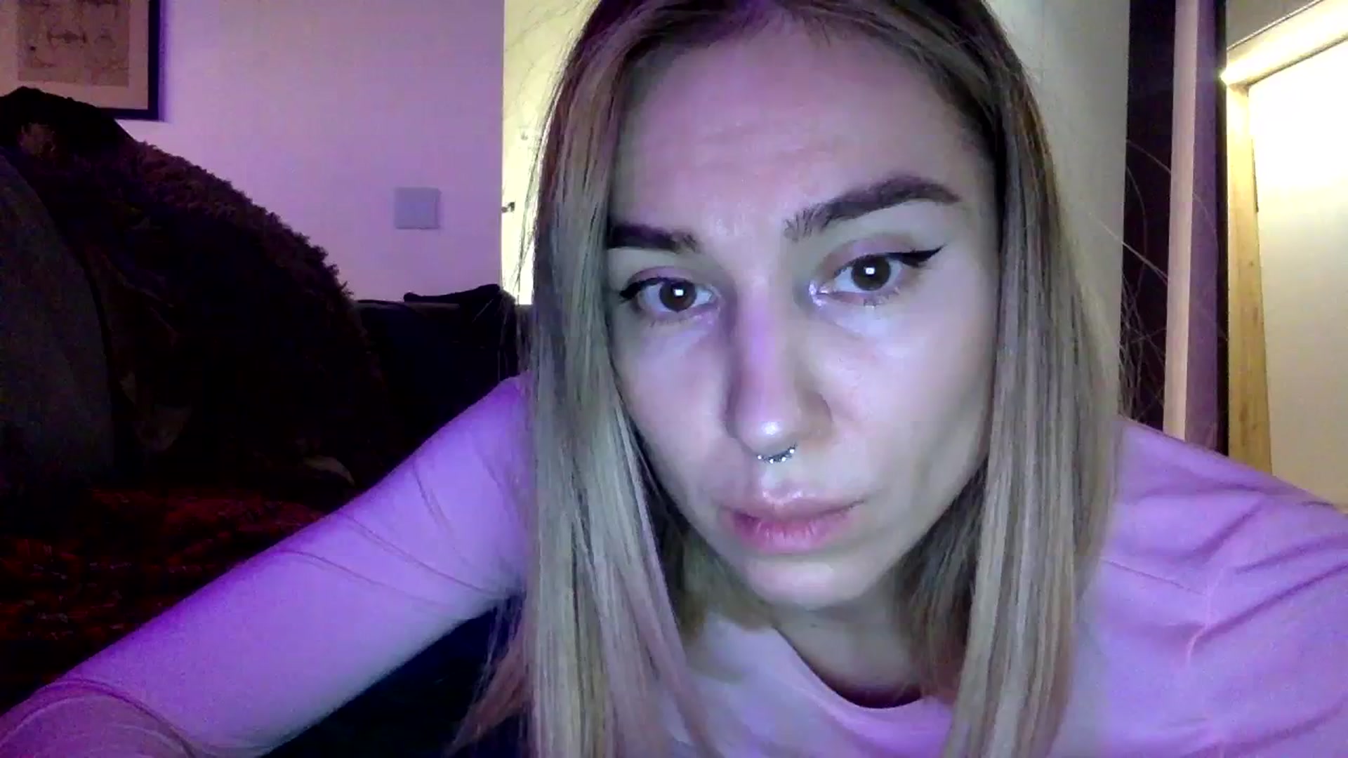 Gallery image thumbnail from EgoisticKitty's myfreecams stream on, 01/21/2024, 15:26 image 1 of 20