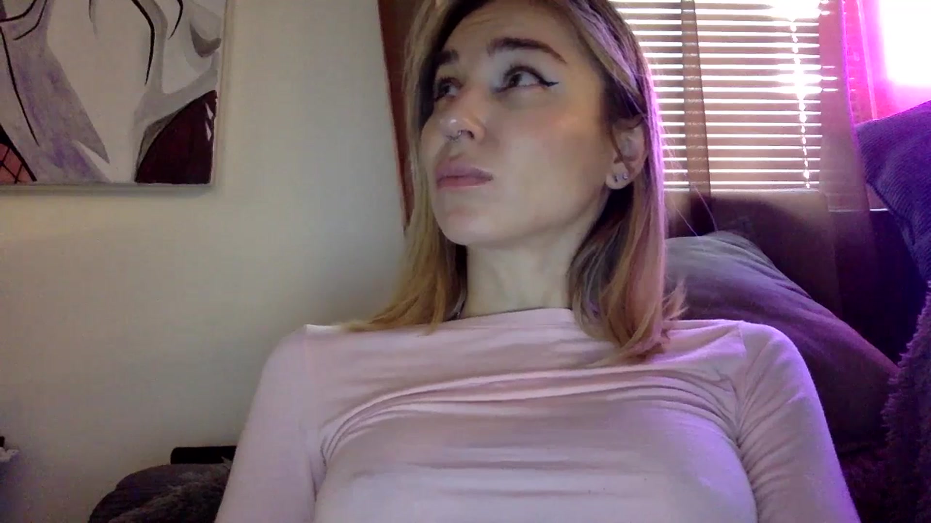 Gallery image thumbnail from EgoisticKitty's myfreecams stream on, 01/22/2024, 10:48 image 8 of 20