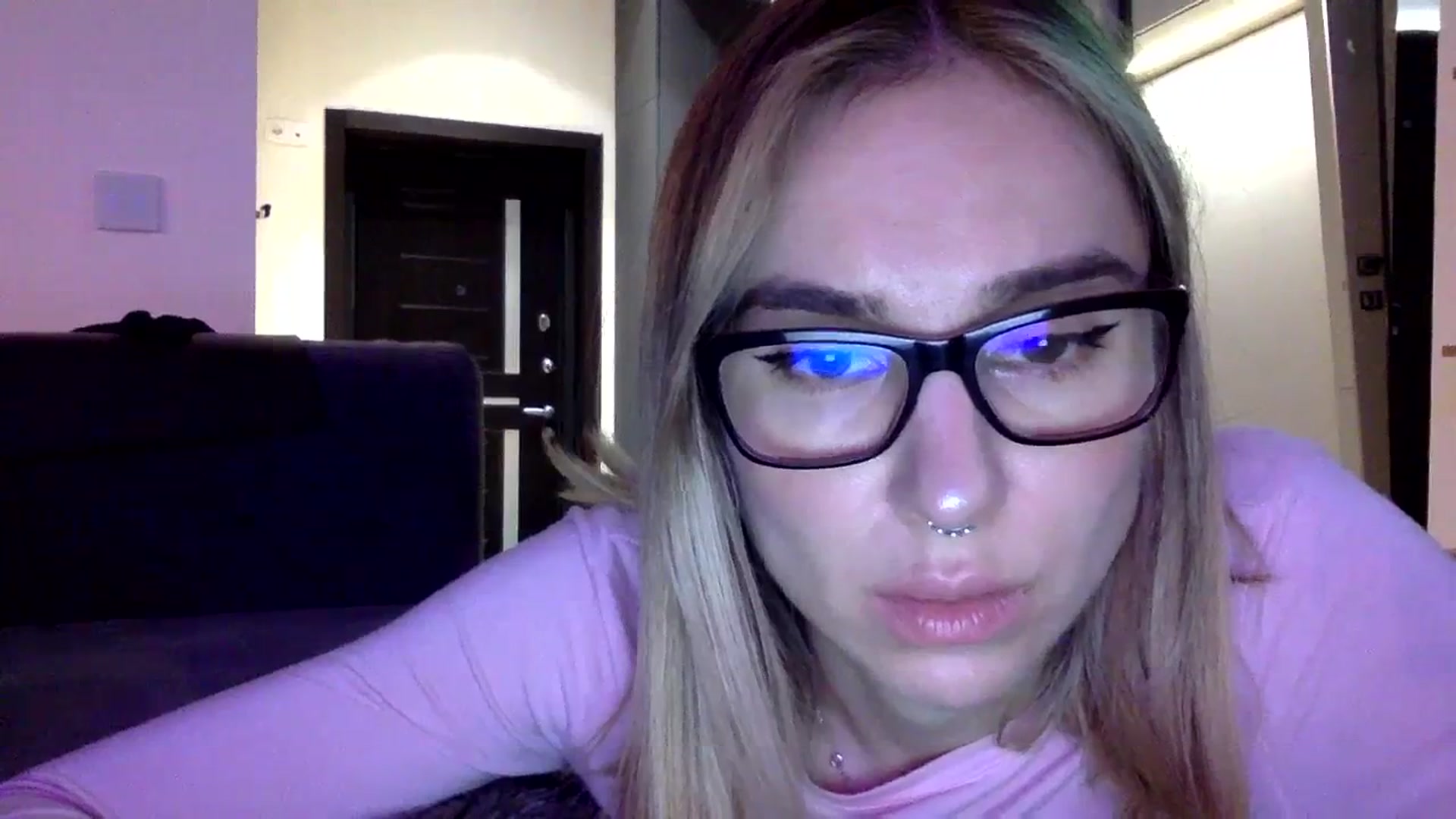 Gallery image thumbnail from EgoisticKitty's myfreecams stream on, 01/22/2024, 10:48 image 14 of 20
