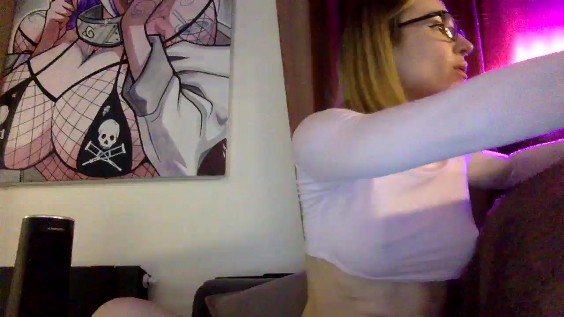 Gallery image thumbnail from EgoisticKitty's myfreecams stream on, 01/22/2024, 16:24 image 18 of 20
