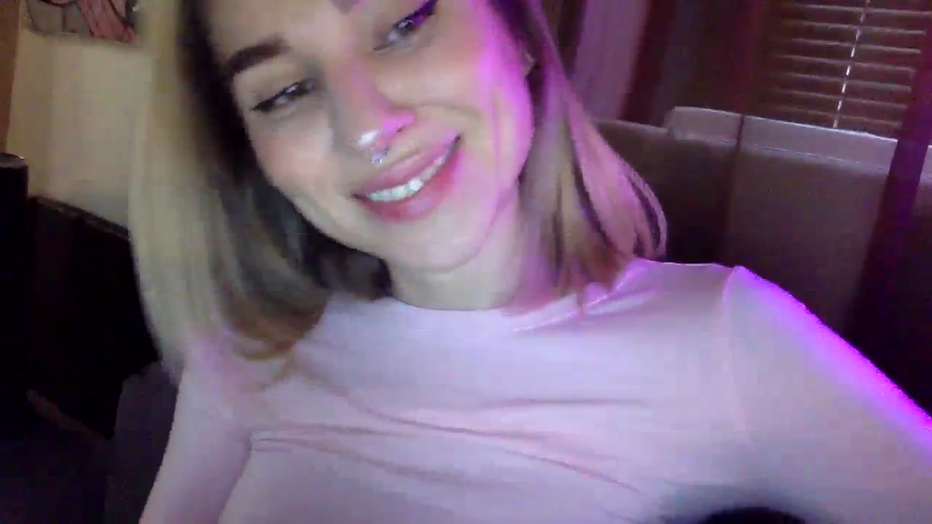 Gallery image thumbnail from EgoisticKitty's myfreecams stream on, 01/23/2024, 08:36 image 12 of 20