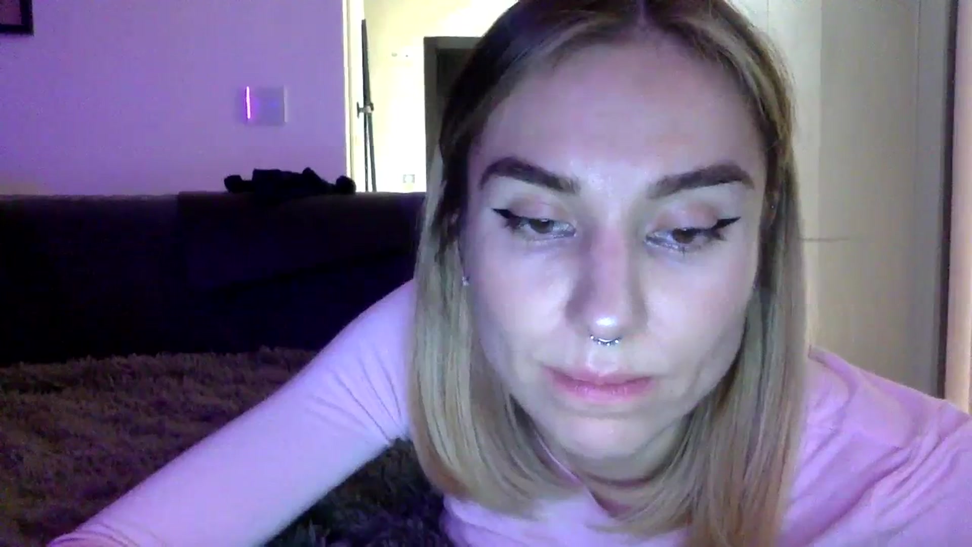 Gallery image thumbnail from EgoisticKitty's myfreecams stream on, 01/23/2024, 14:52 image 6 of 20