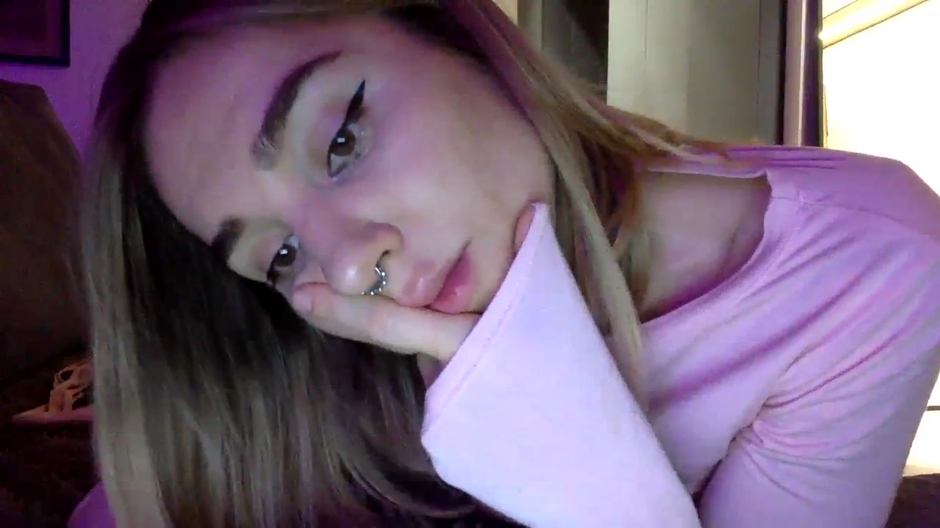 Gallery image thumbnail from EgoisticKitty's myfreecams stream on, 01/23/2024, 16:12 image 18 of 20