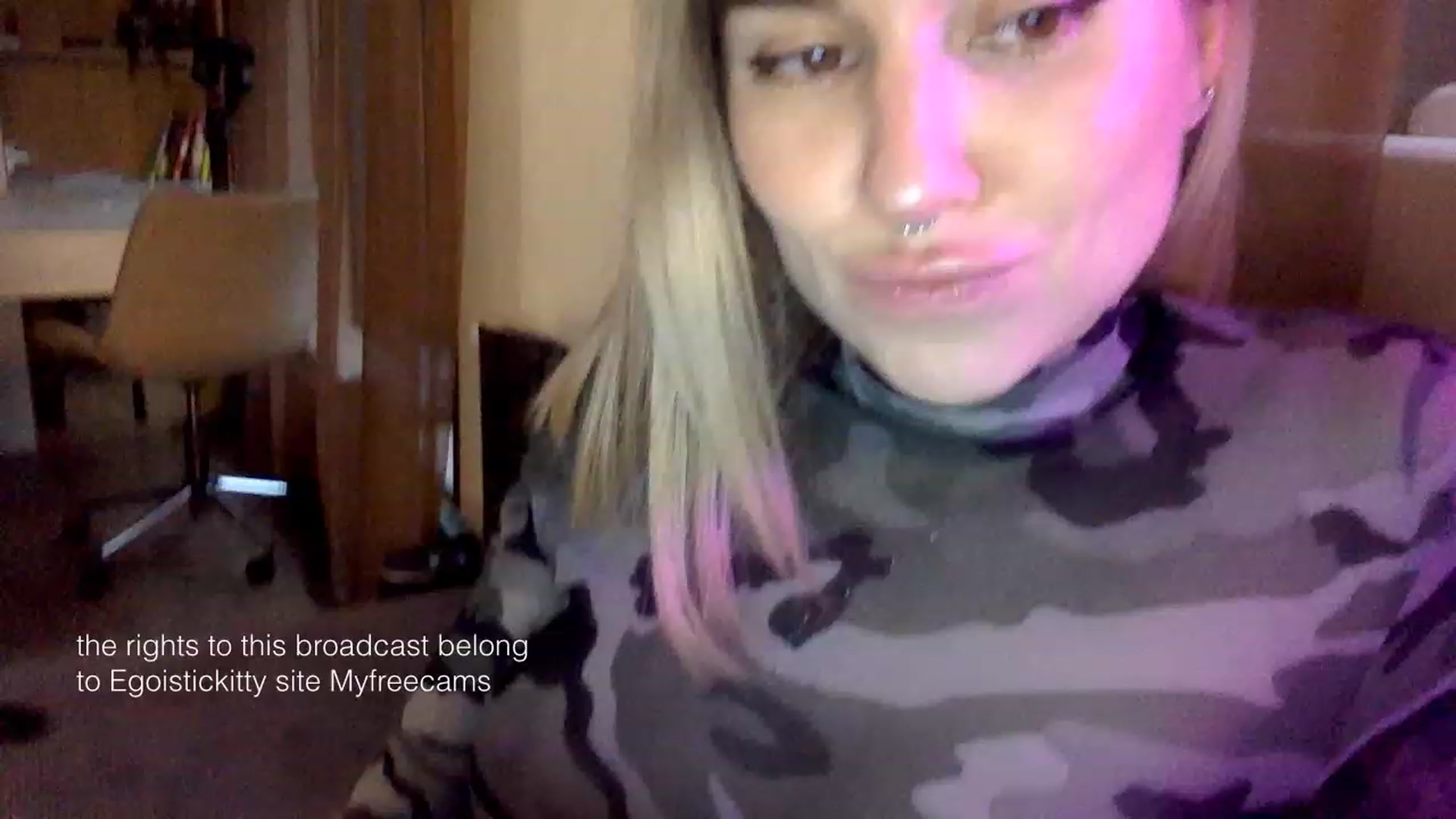 Gallery image thumbnail from EgoisticKitty's myfreecams stream on, 01/24/2024, 08:56 image 2 of 20