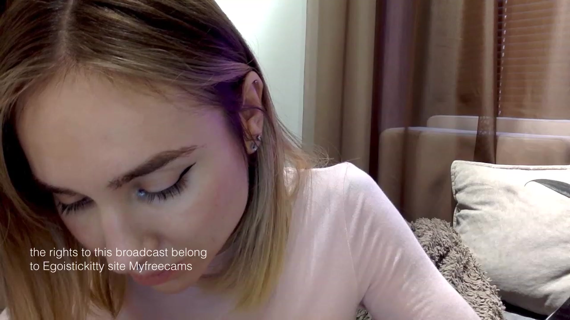 Gallery image thumbnail from EgoisticKitty's myfreecams stream on, 01/25/2024, 10:09 image 12 of 20