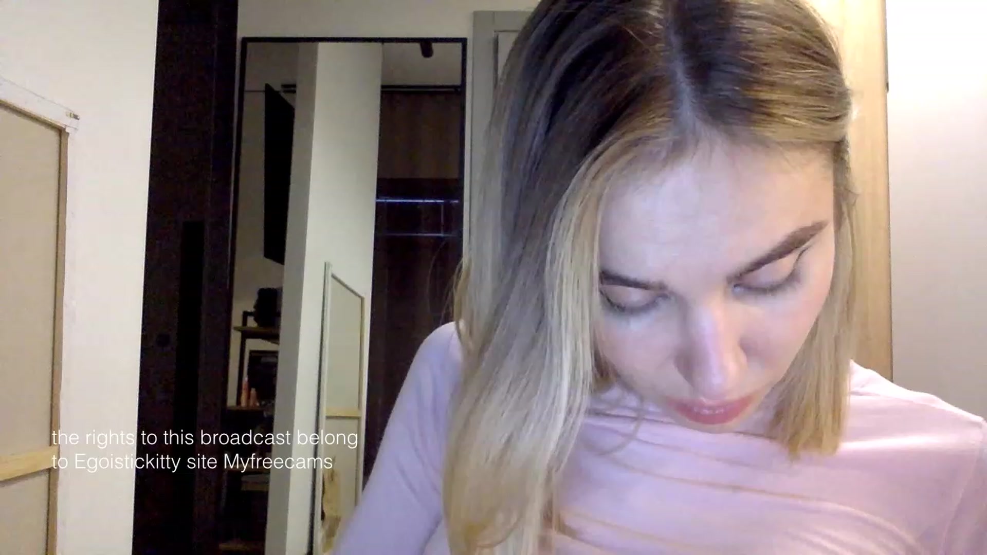Gallery image thumbnail from EgoisticKitty's myfreecams stream on, 01/25/2024, 13:57 image 11 of 20