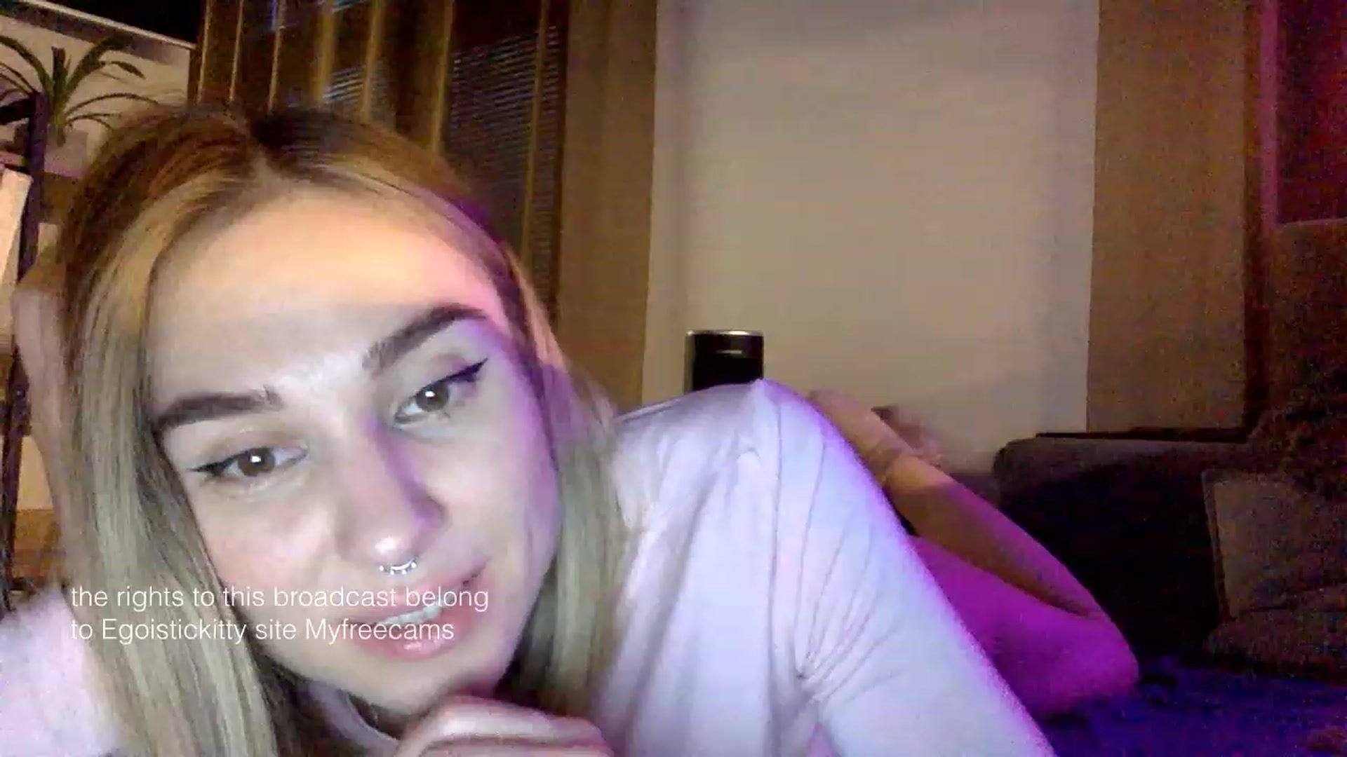 Gallery image thumbnail from EgoisticKitty's myfreecams stream on, 01/25/2024, 13:57 image 17 of 20