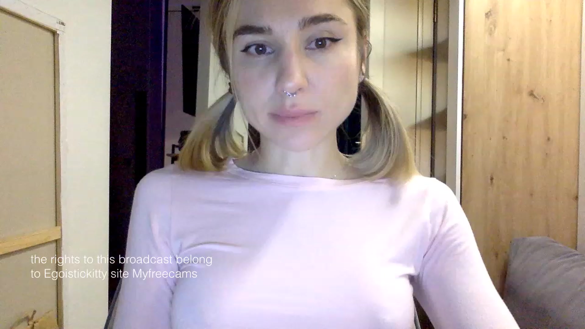 Gallery image thumbnail from EgoisticKitty's myfreecams stream on, 01/25/2024, 16:32 image 20 of 20