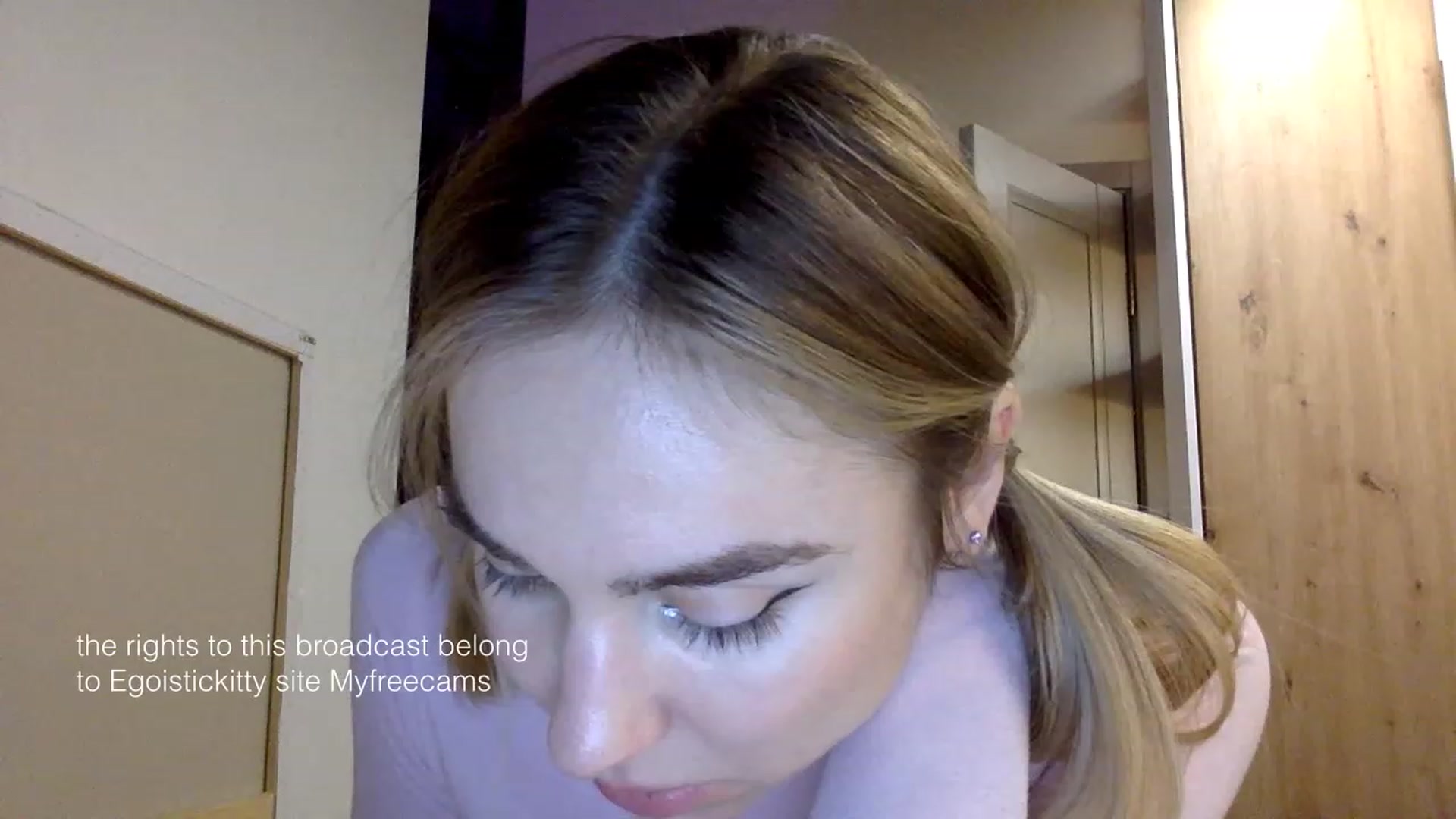 Gallery image thumbnail from EgoisticKitty's myfreecams stream on, 01/25/2024, 16:32 image 6 of 20