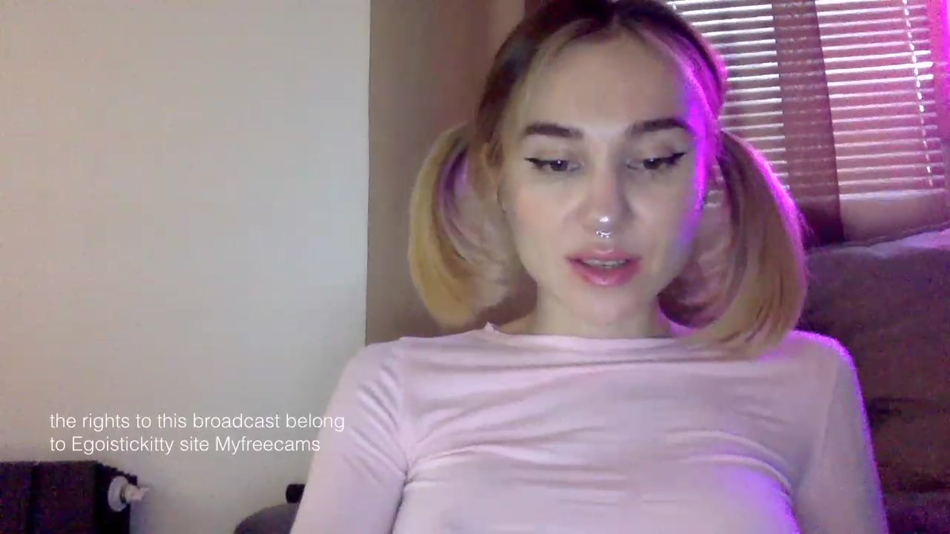 Gallery image thumbnail from EgoisticKitty's myfreecams stream on, 01/26/2024, 10:06 image 16 of 20